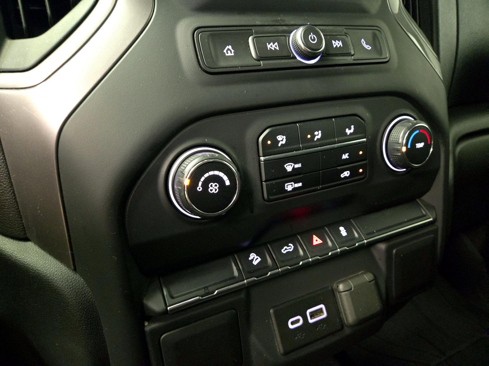 Thumbnail: 2021 Chevrolet Silverado 1500 - 16