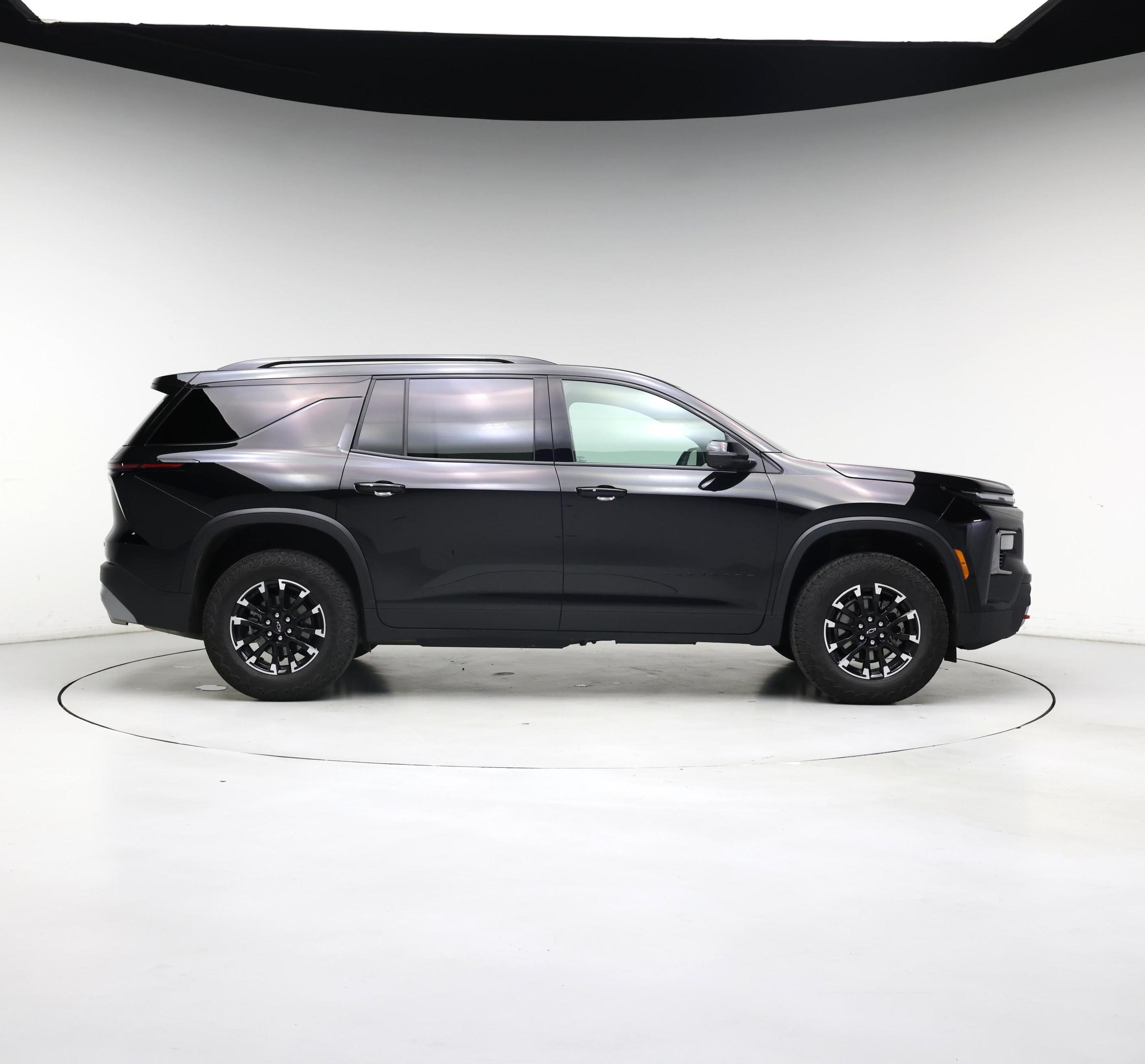 Thumbnail: 2025 Chevrolet Traverse - 7