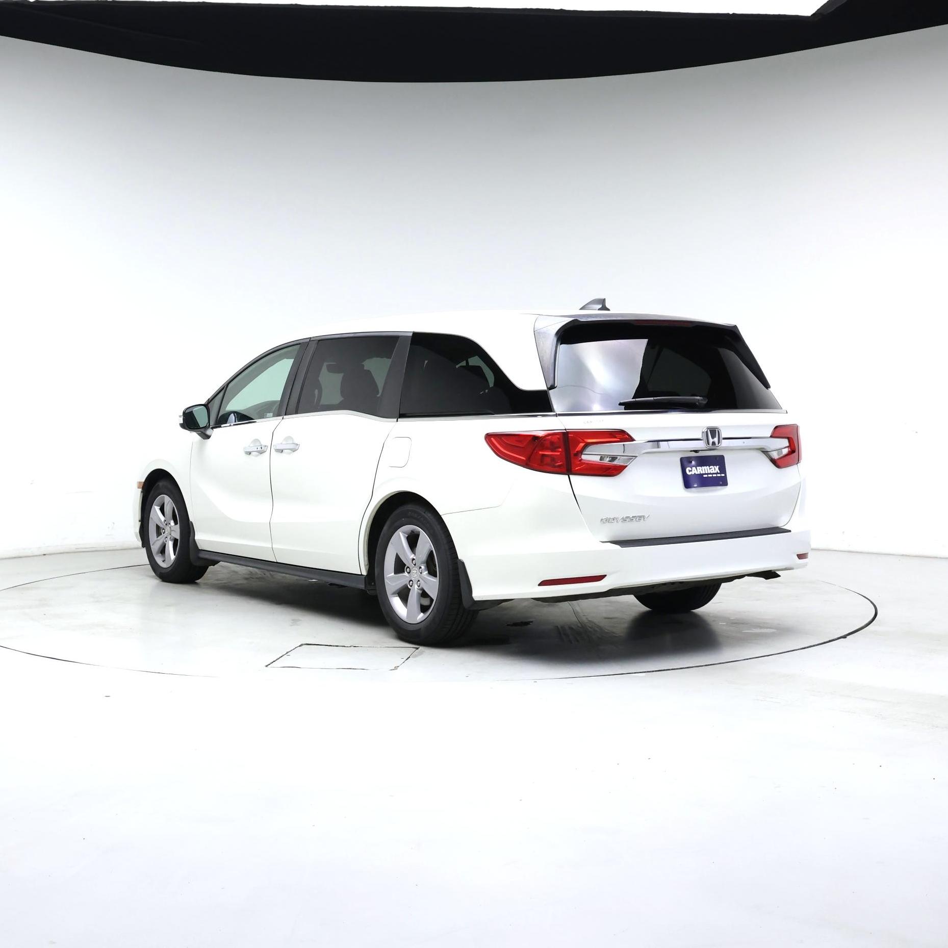 Thumbnail: 2018 Honda Odyssey - 2