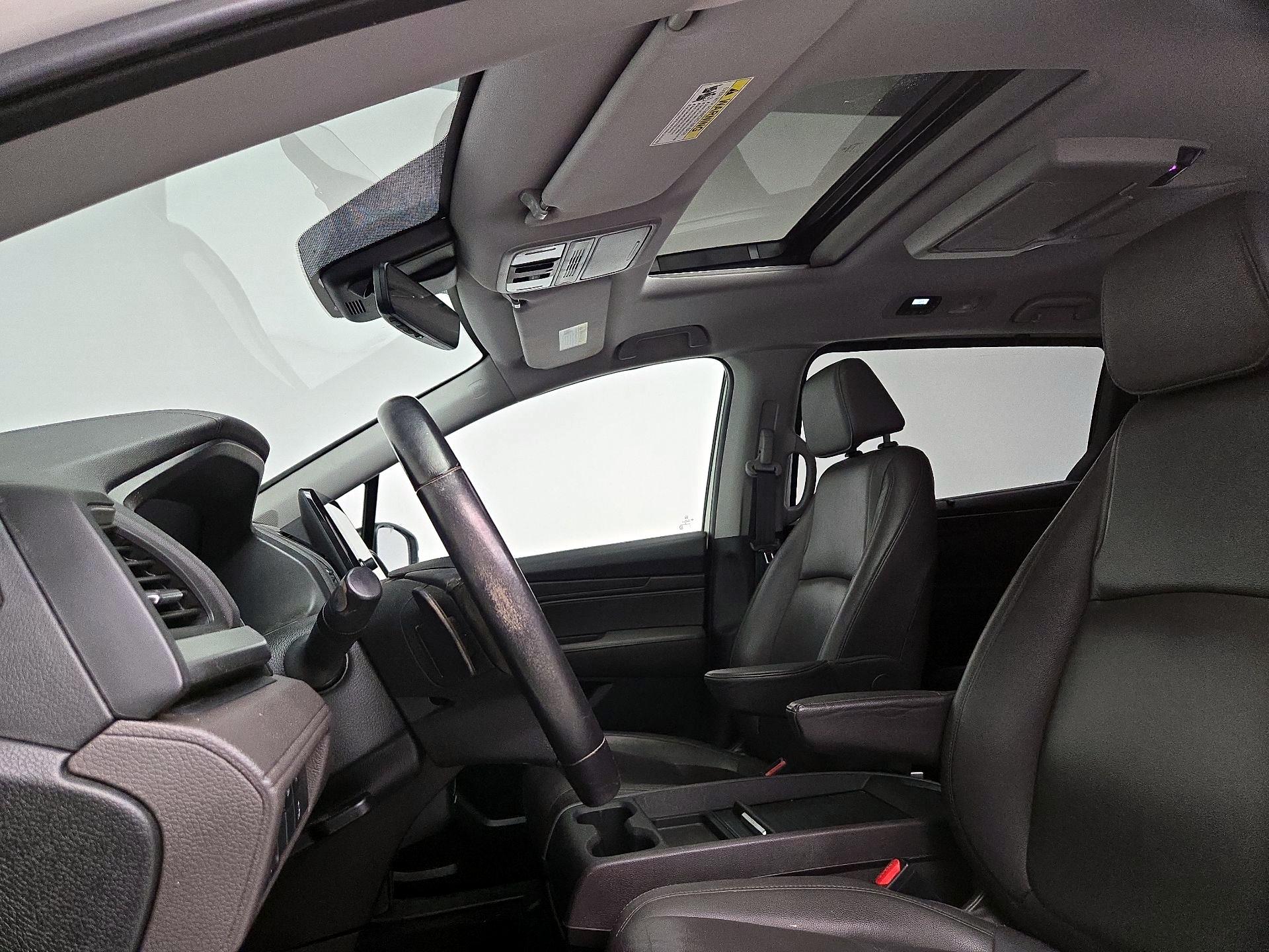 Thumbnail: 2018 Honda Odyssey - 20