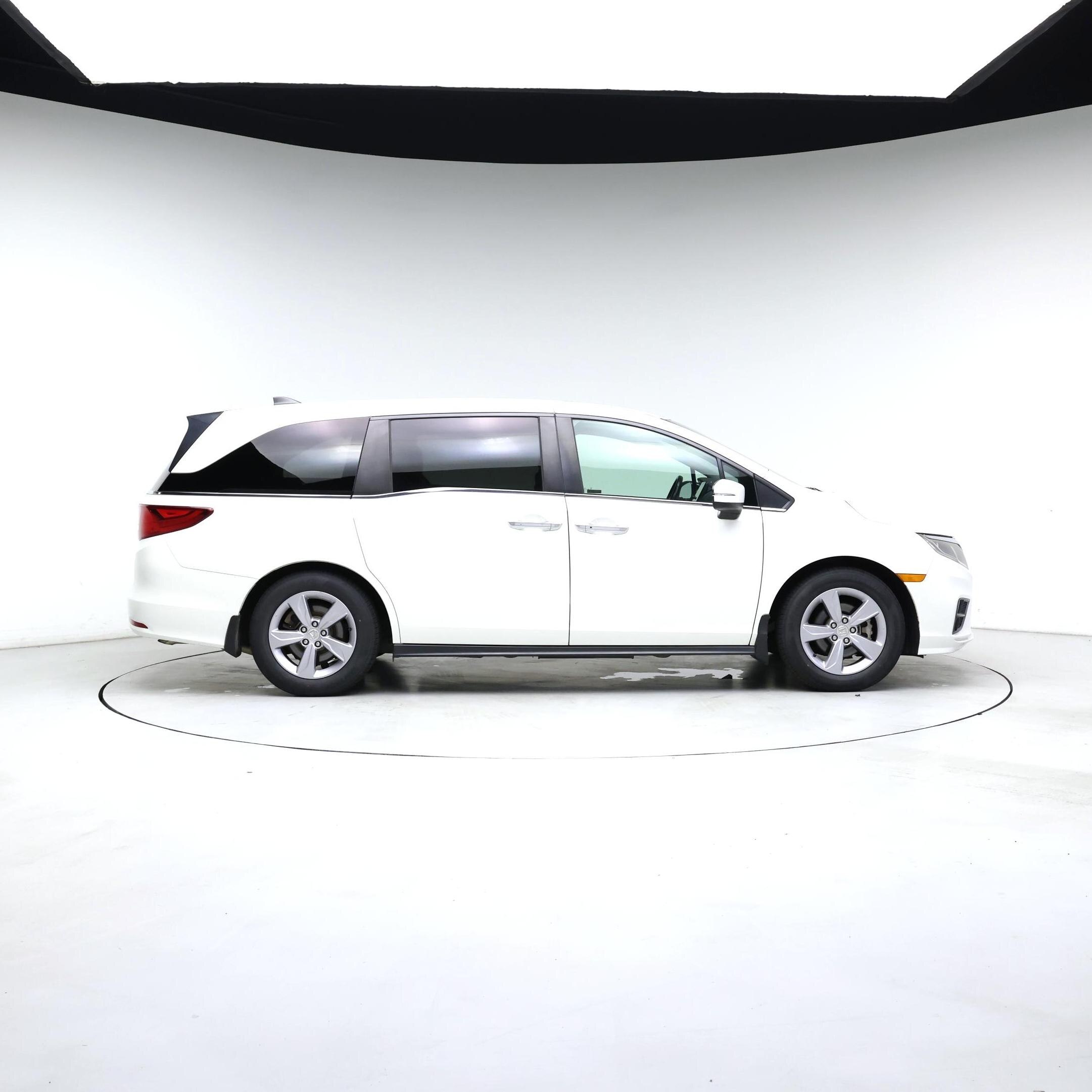Thumbnail: 2018 Honda Odyssey - 7