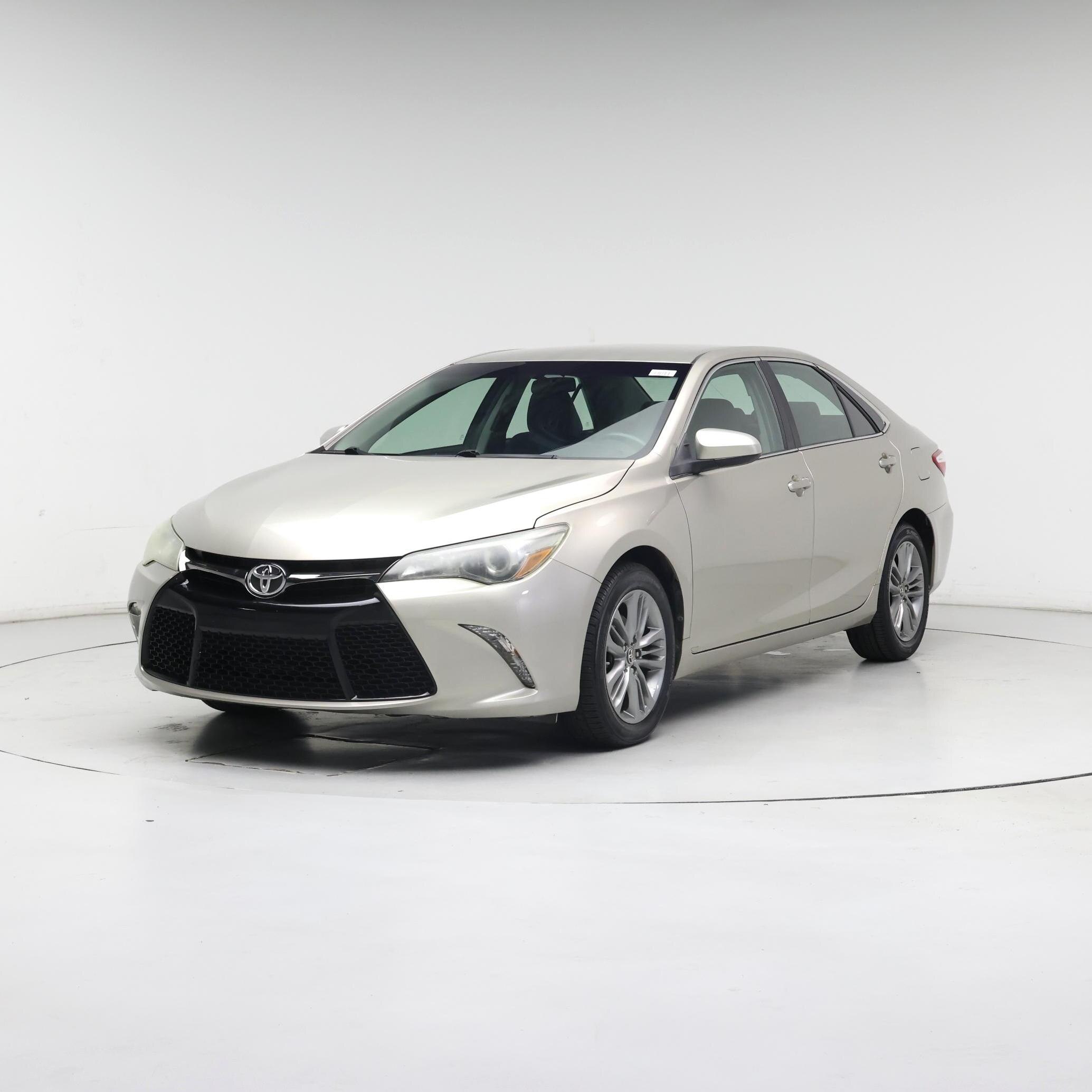 Thumbnail: 2015 Toyota Camry - 4