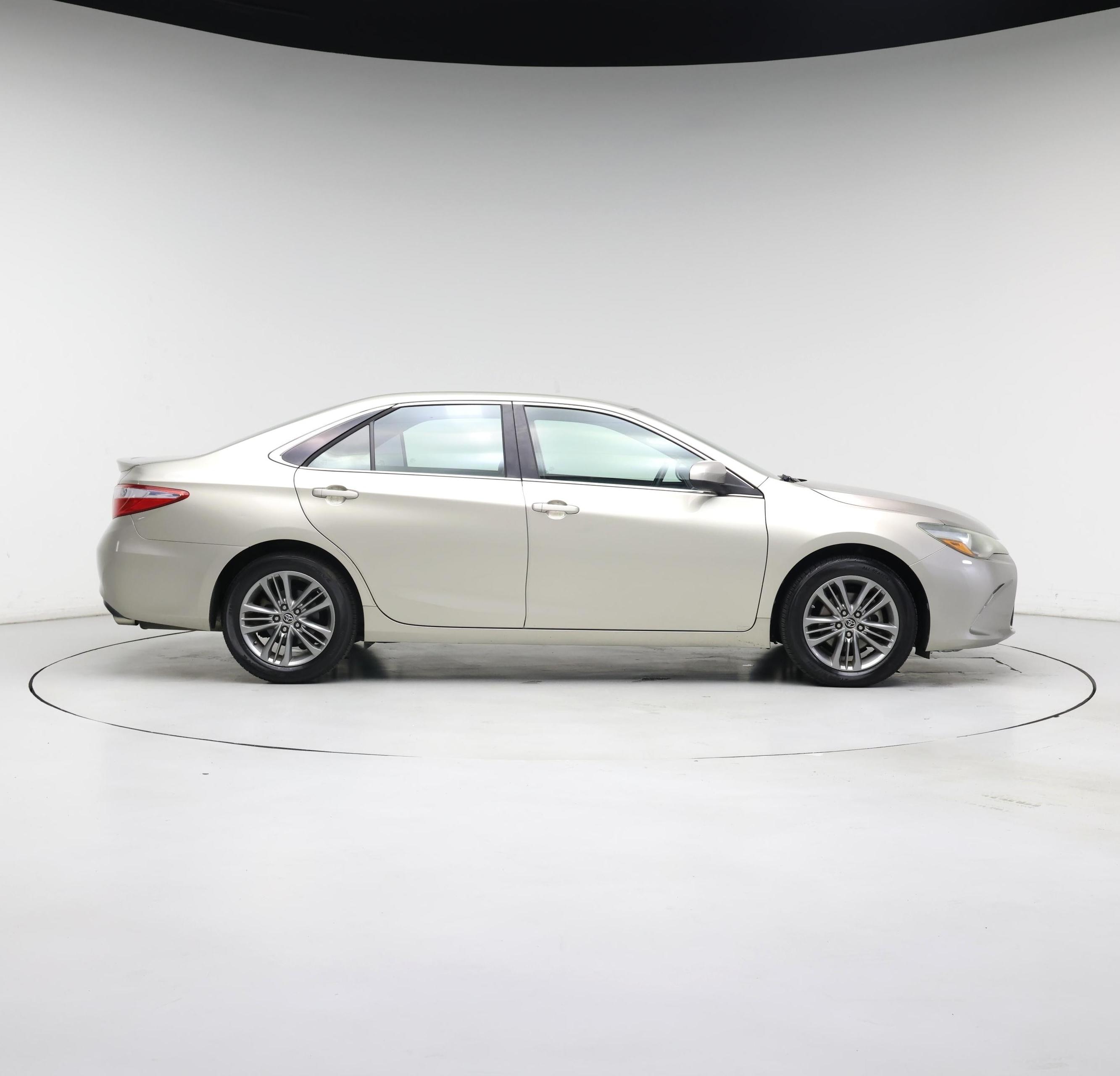 Thumbnail: 2015 Toyota Camry - 7