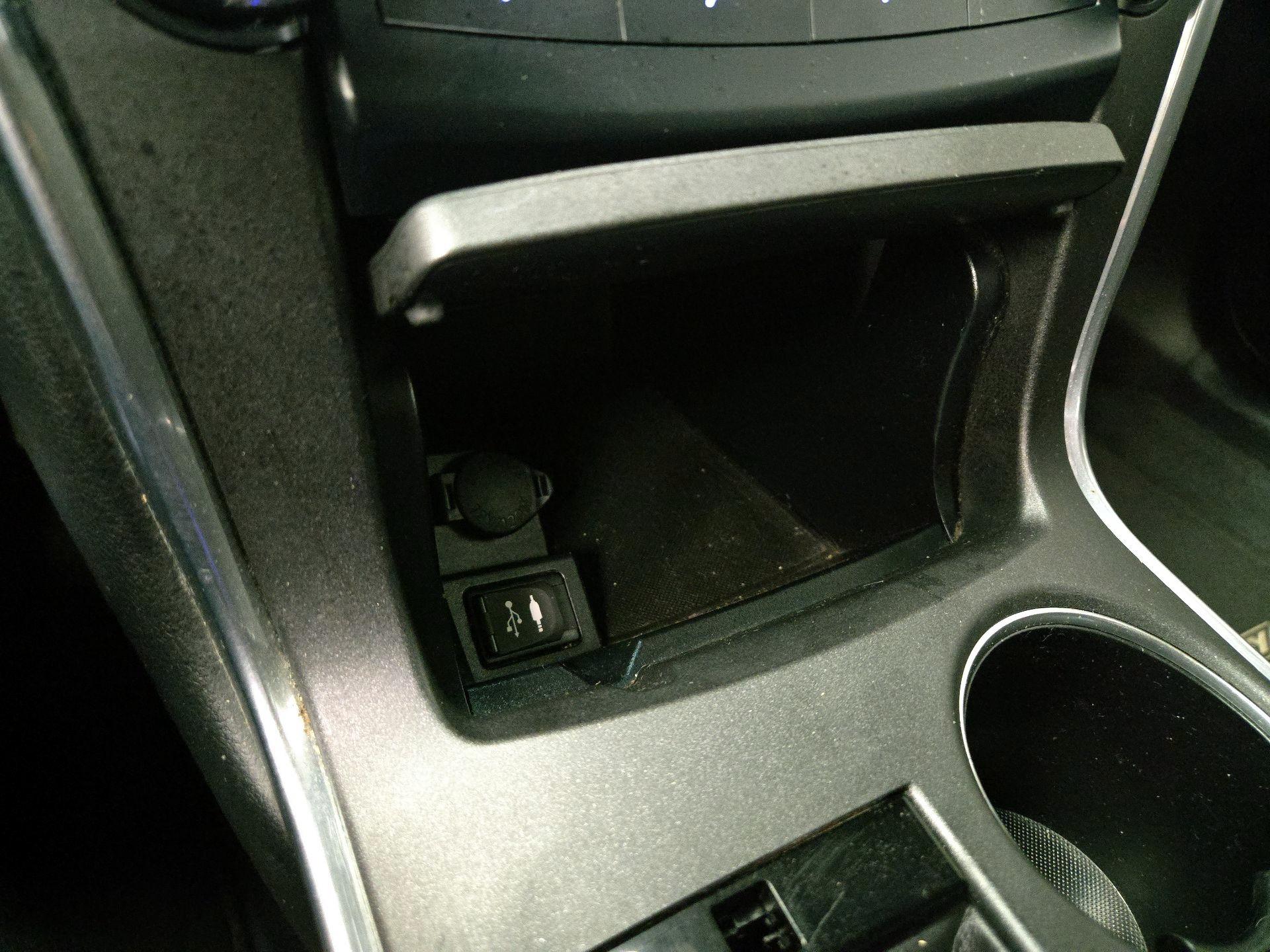 Thumbnail: 2017 Toyota Camry - 18