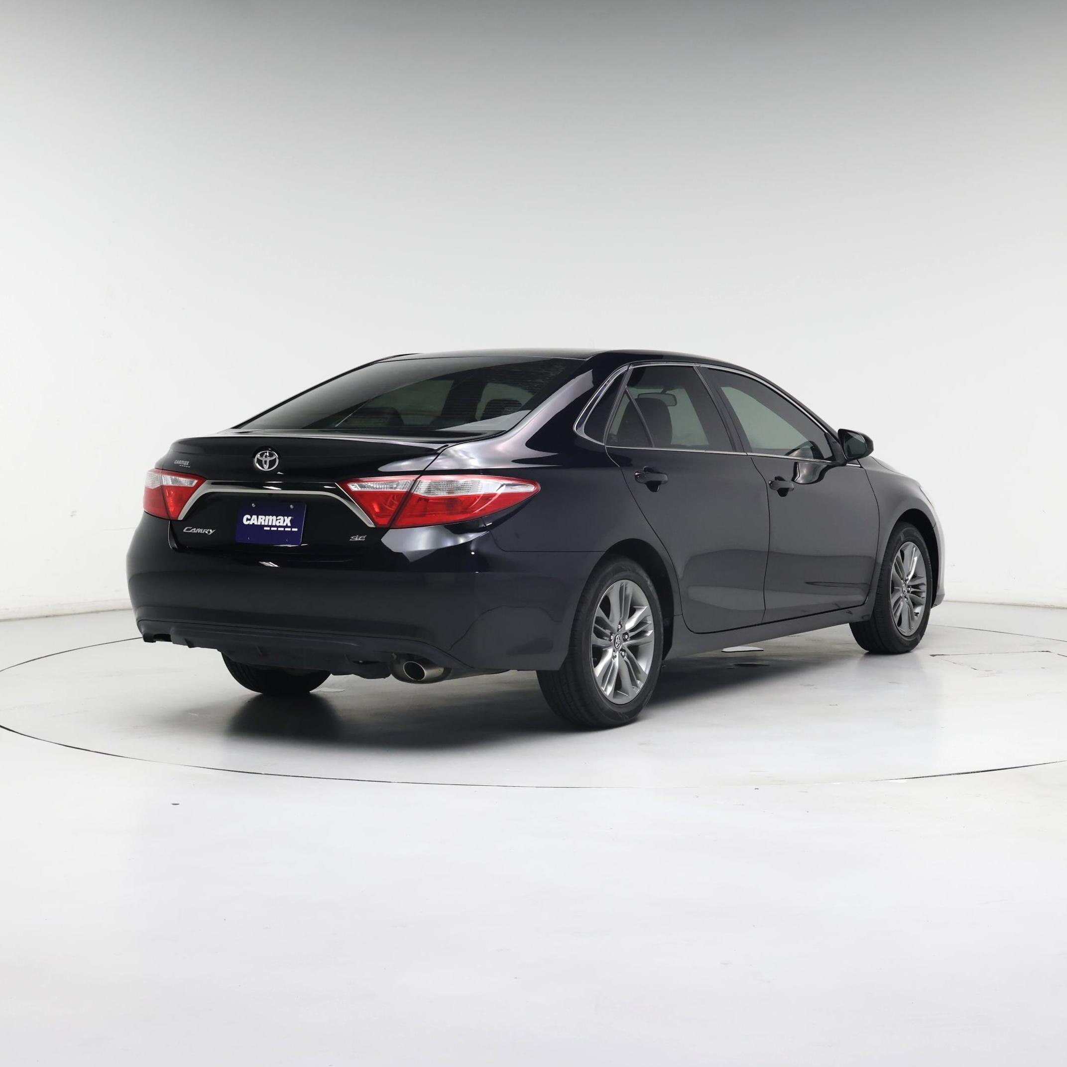 Thumbnail: 2017 Toyota Camry - 8