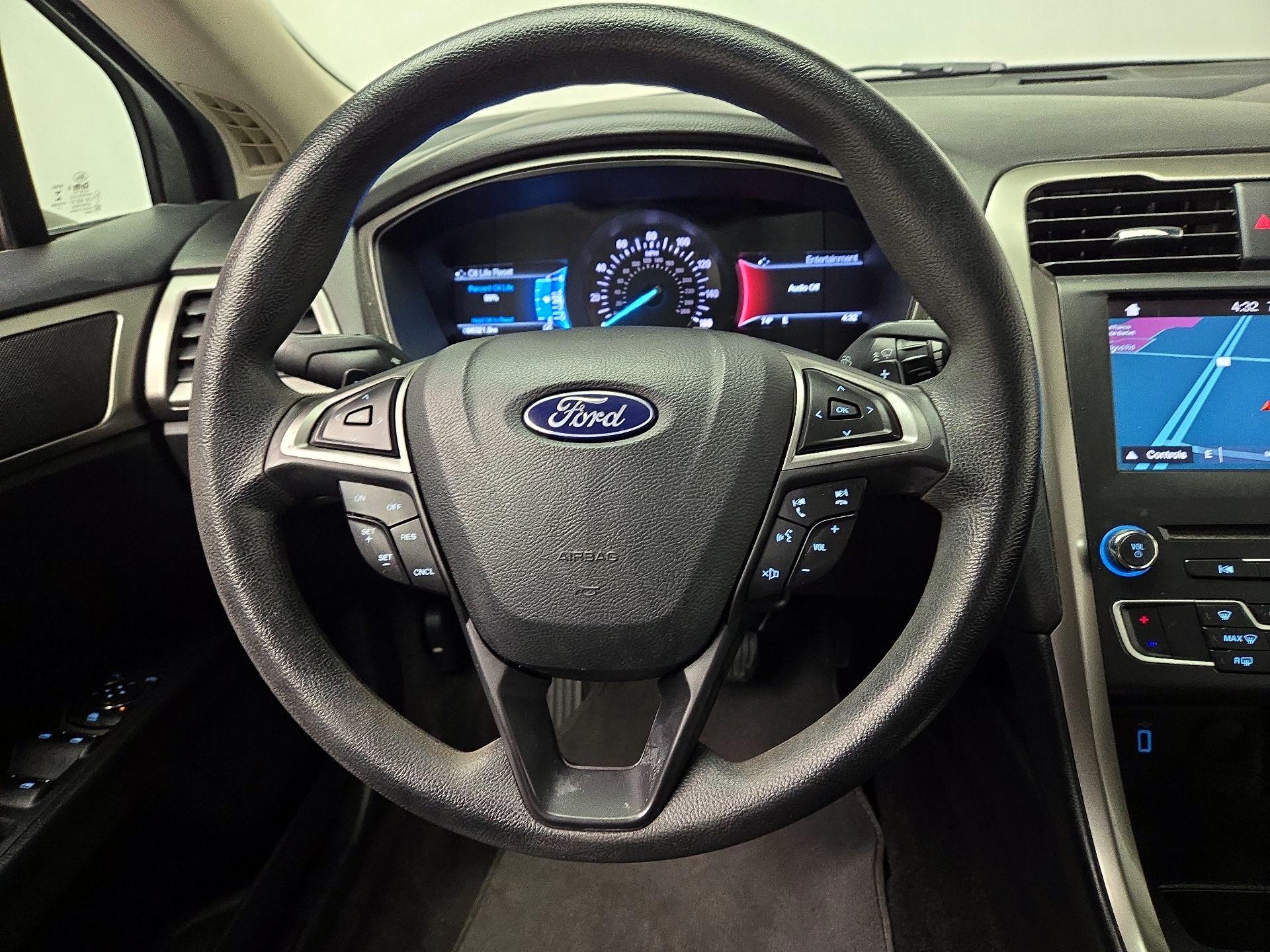 Thumbnail: 2018 Ford Fusion - 10