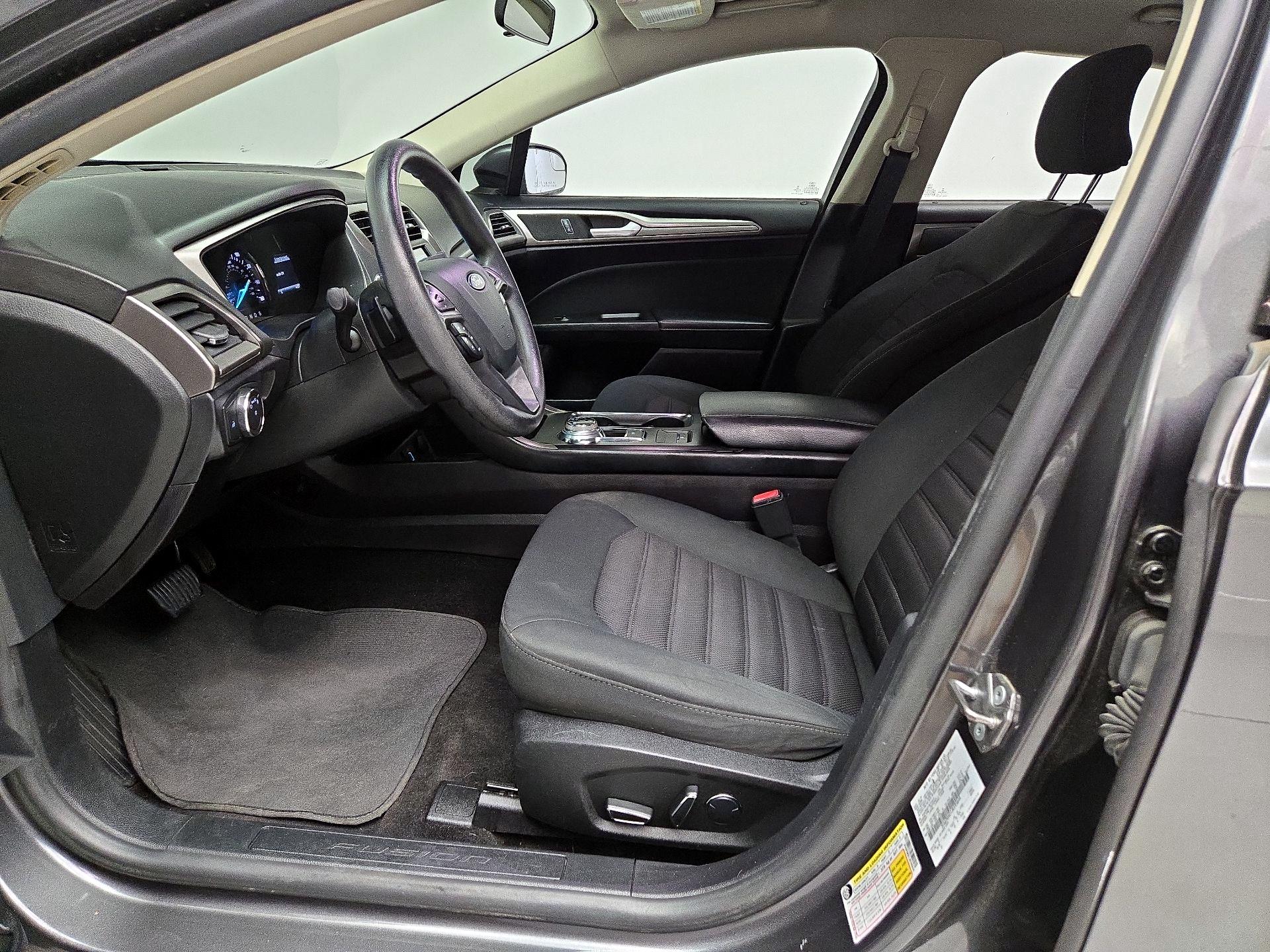 Thumbnail: 2018 Ford Fusion - 11