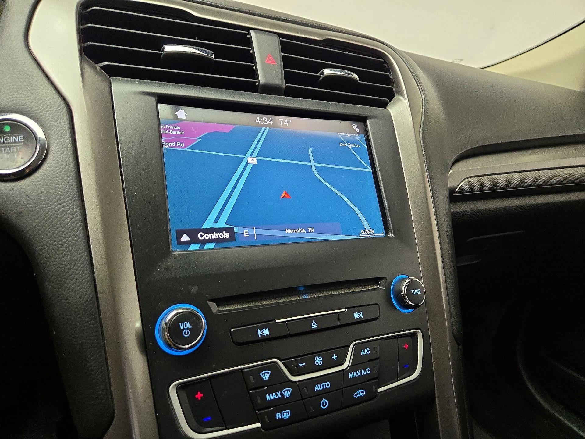 Thumbnail: 2018 Ford Fusion - 14