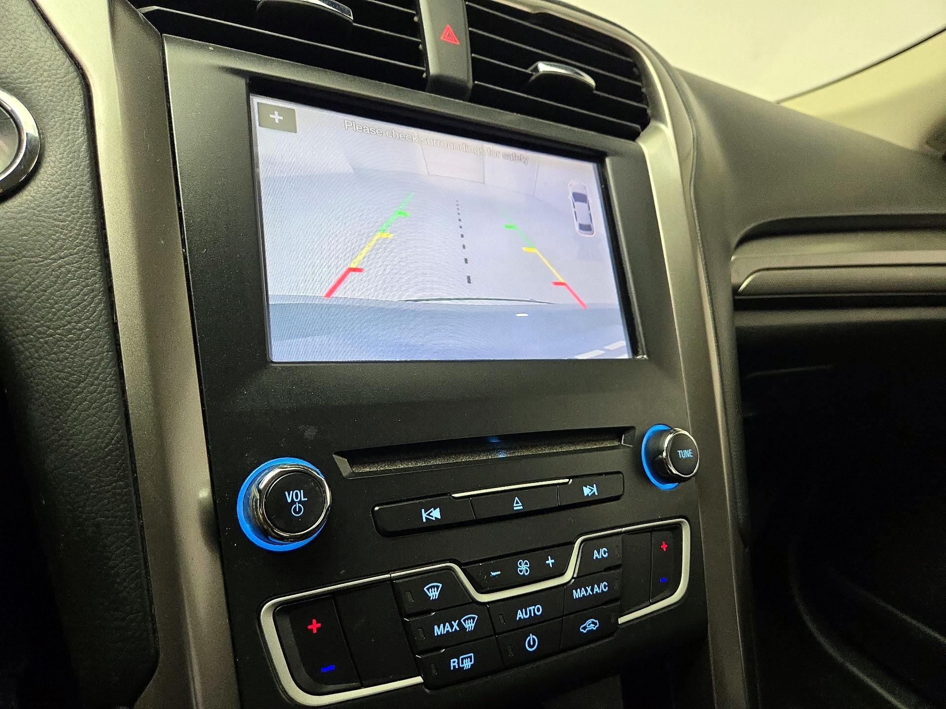 Thumbnail: 2018 Ford Fusion - 15