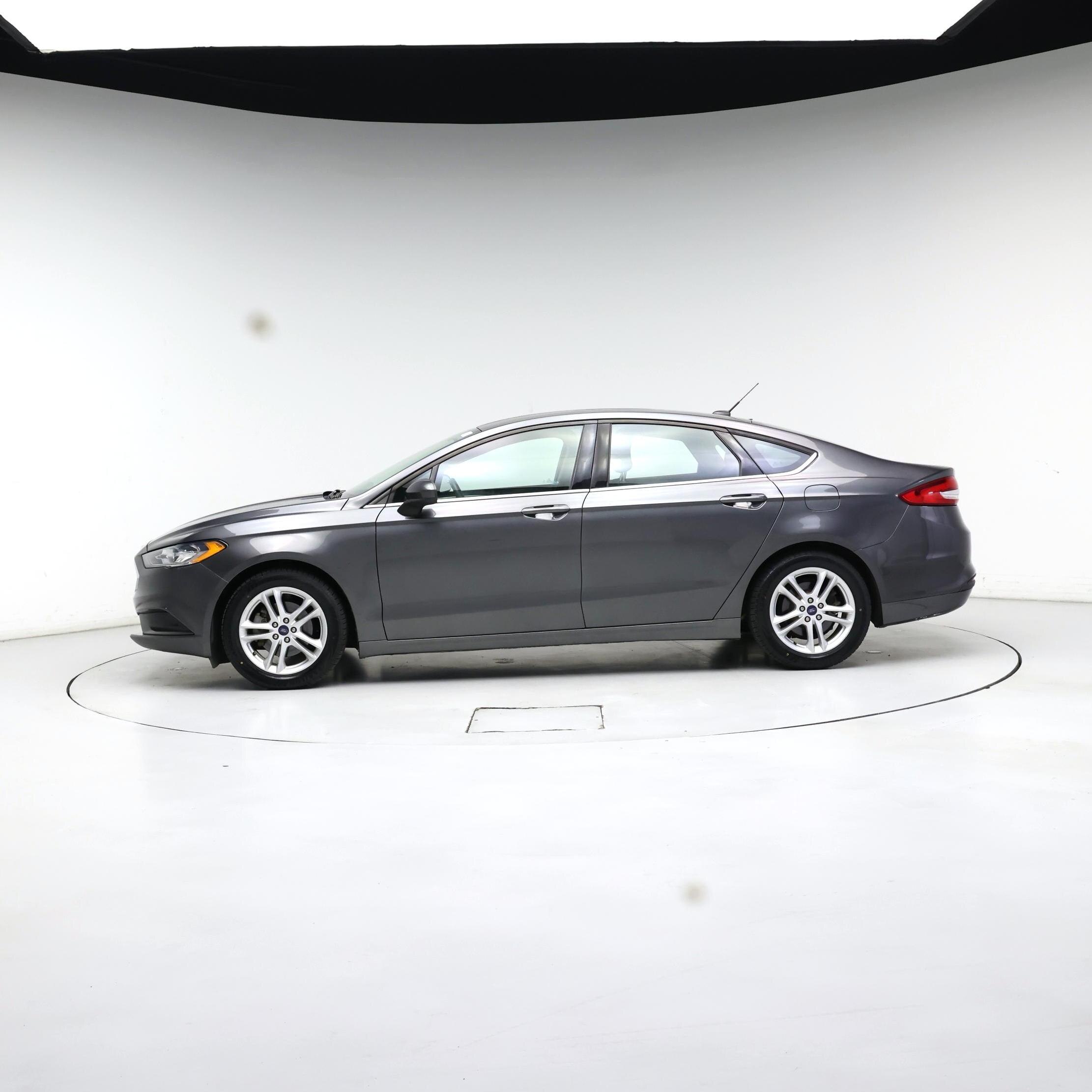 Thumbnail: 2018 Ford Fusion - 3