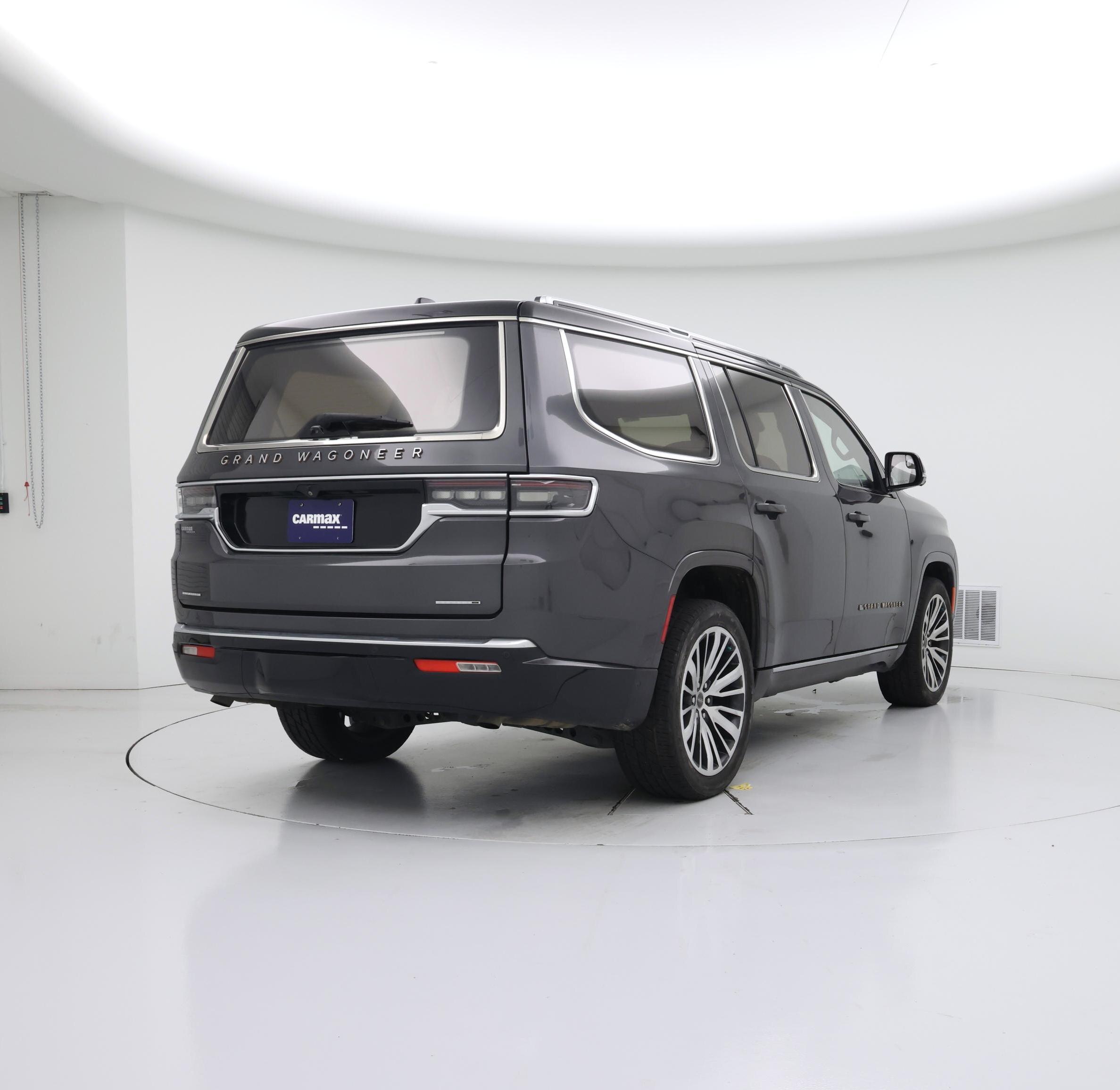 Thumbnail: 2022 Jeep Grand Wagoneer - 8