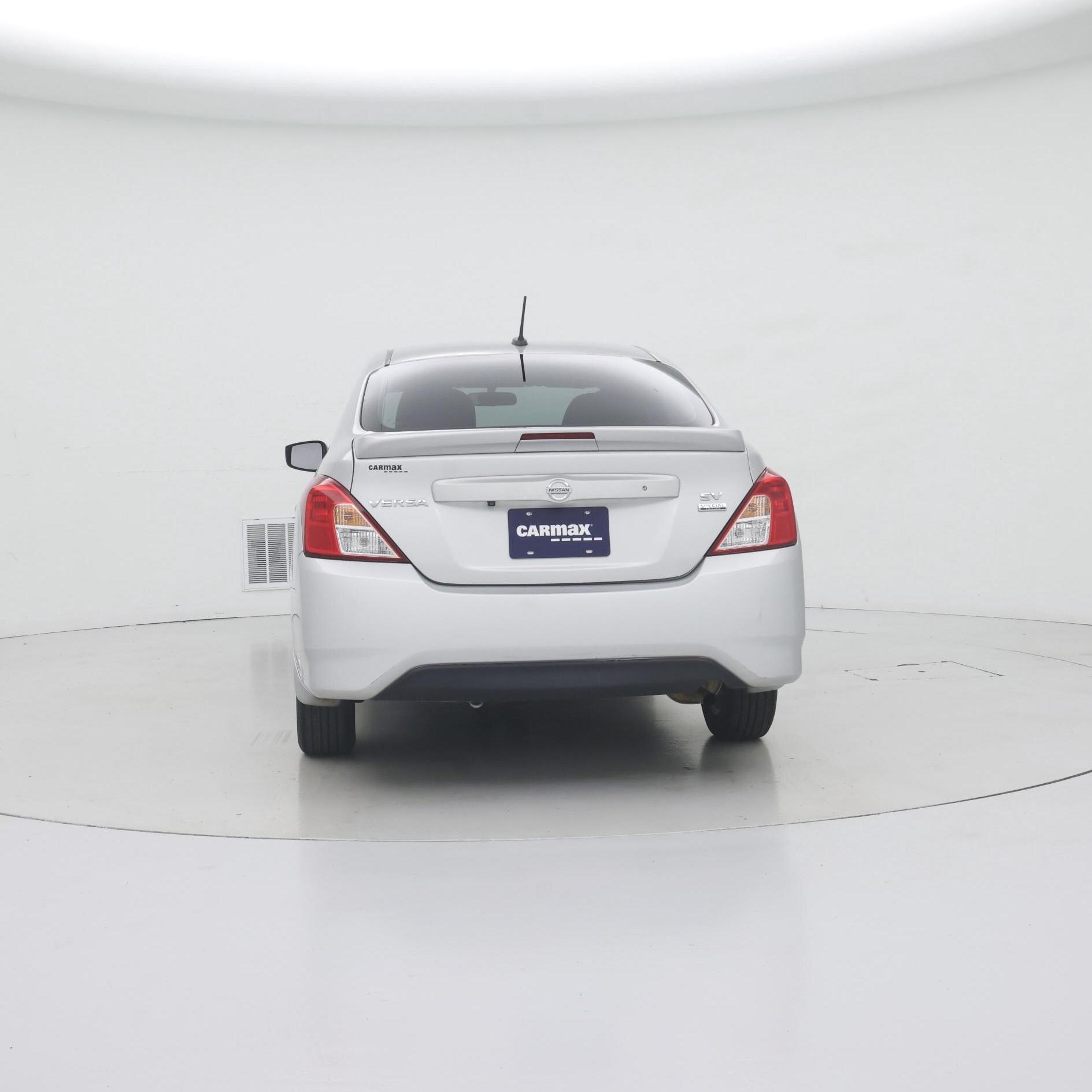 Thumbnail: 2019 Nissan Versa - 6