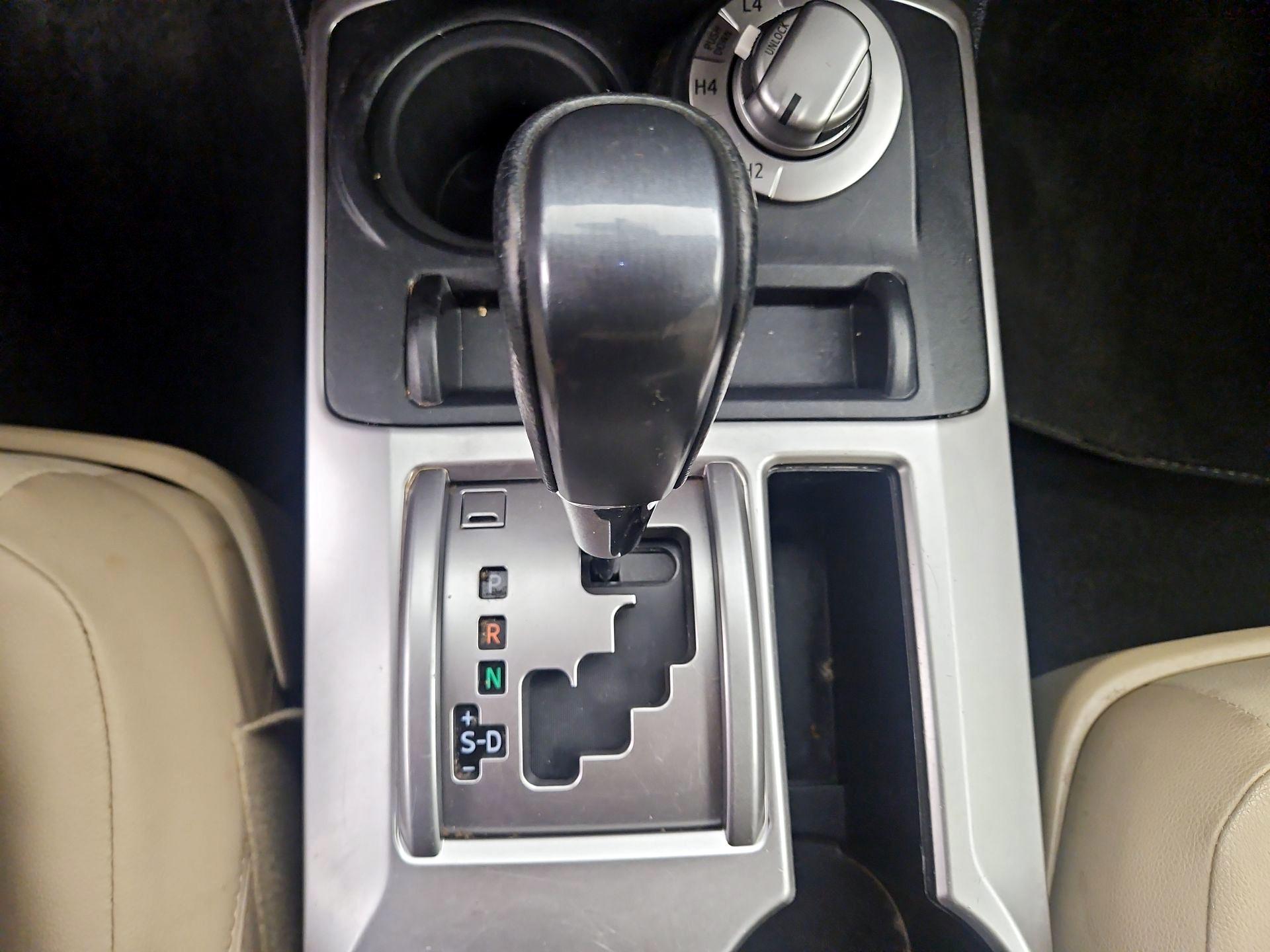 Thumbnail: 2018 Toyota 4Runner - 18