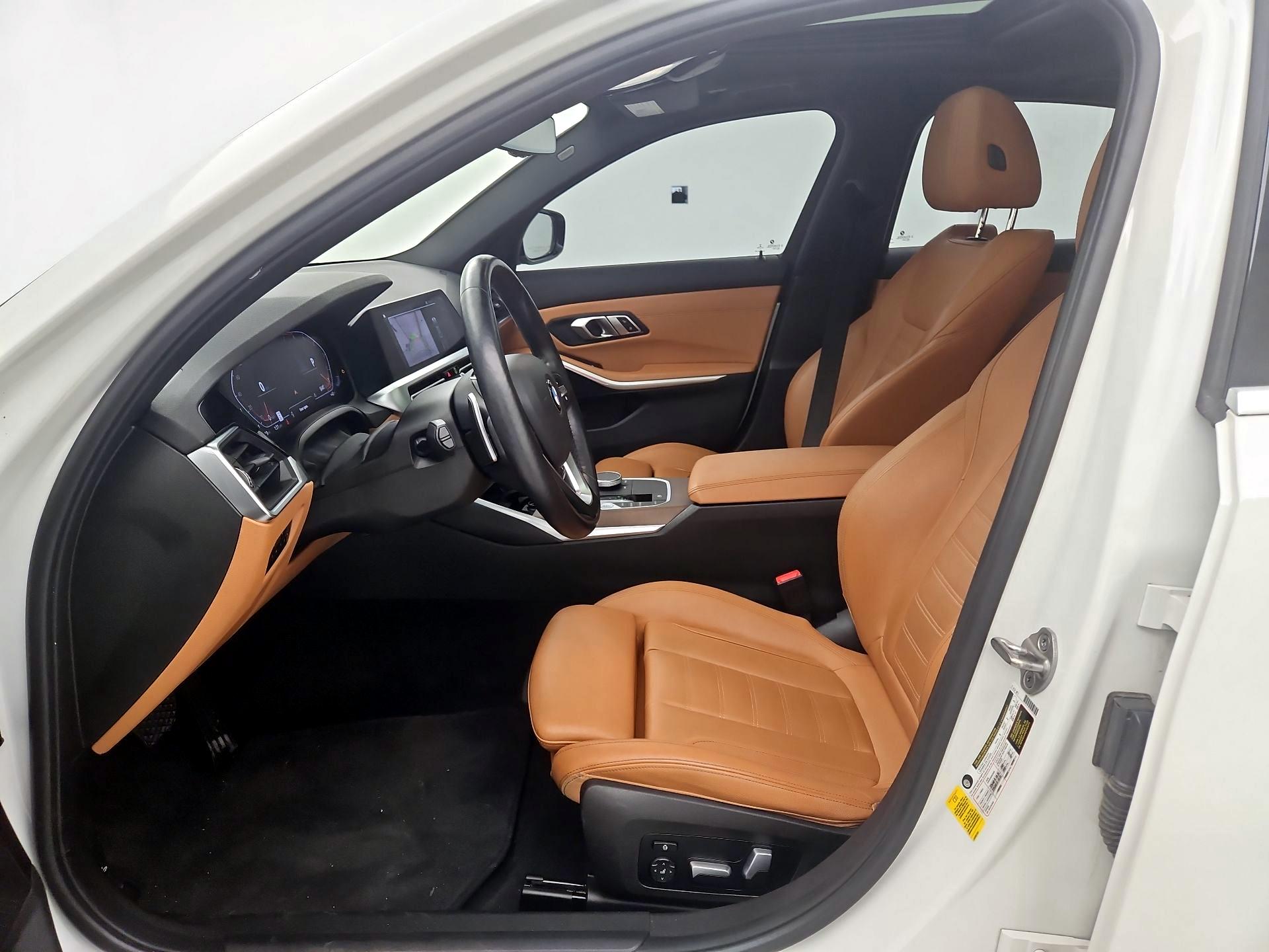 Thumbnail: 2021 BMW 3 Series - 11