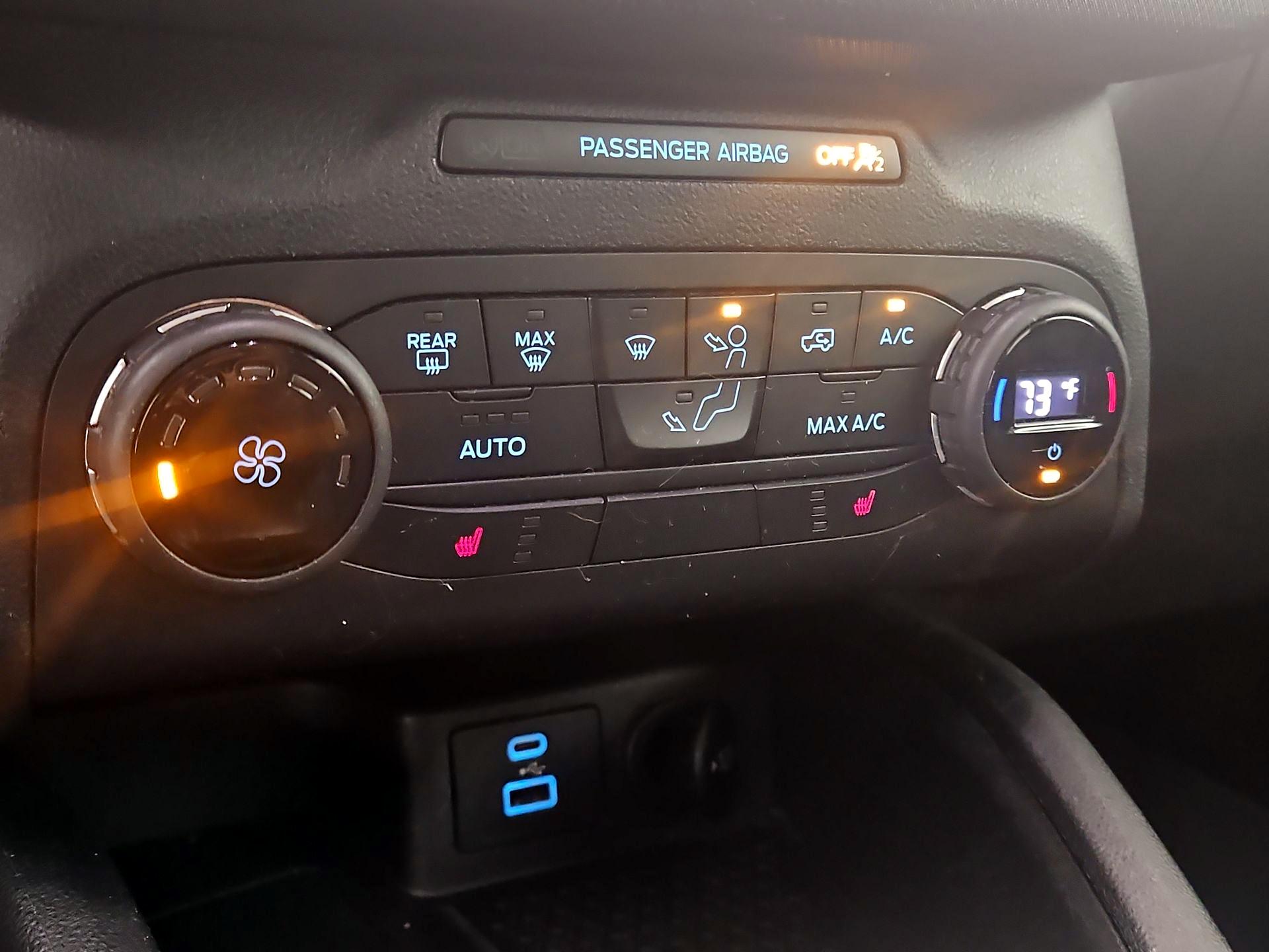 Thumbnail: 2021 Ford Bronco Sport - 16