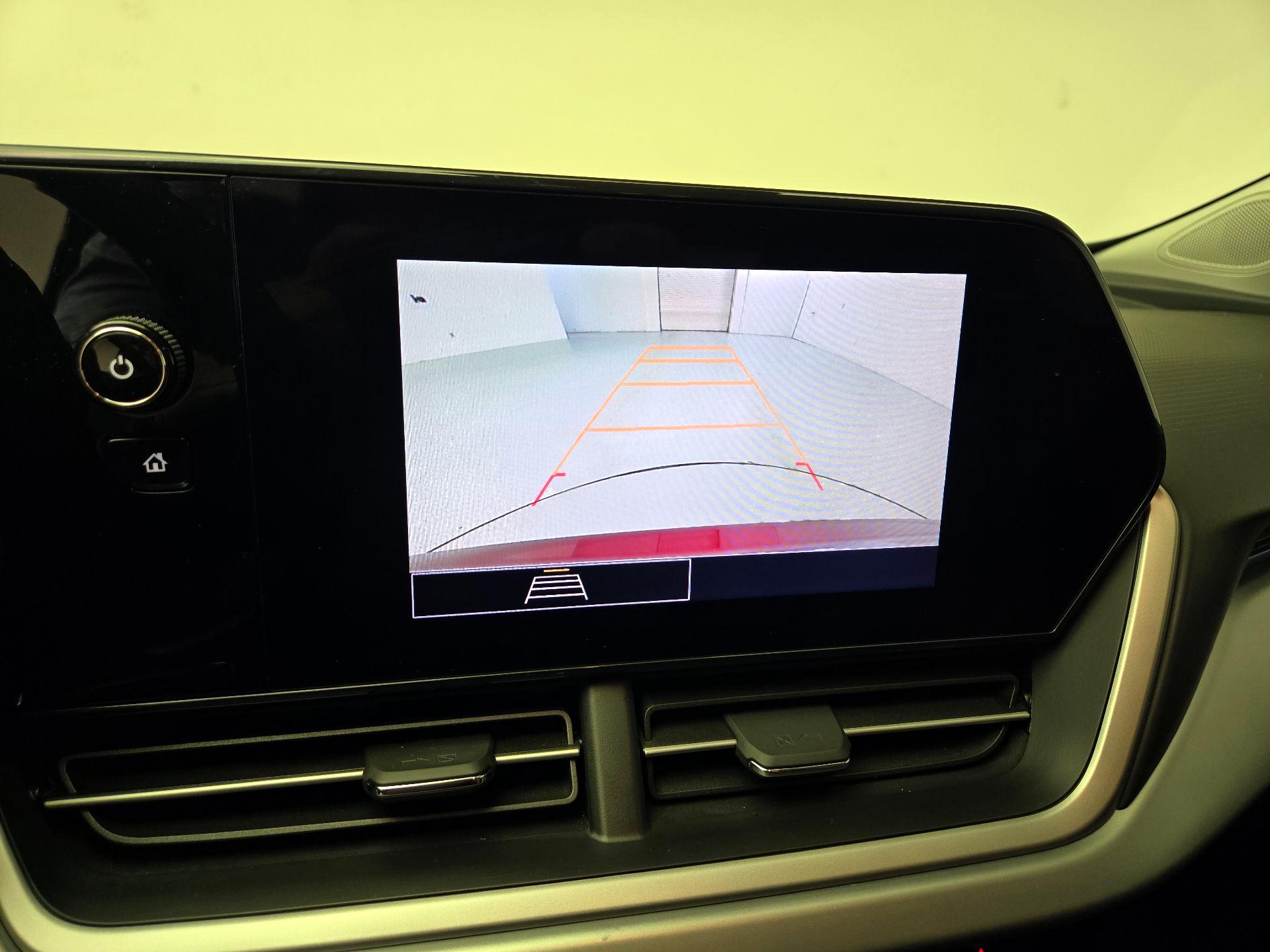 Thumbnail: 2025 Chevrolet Trax - 14