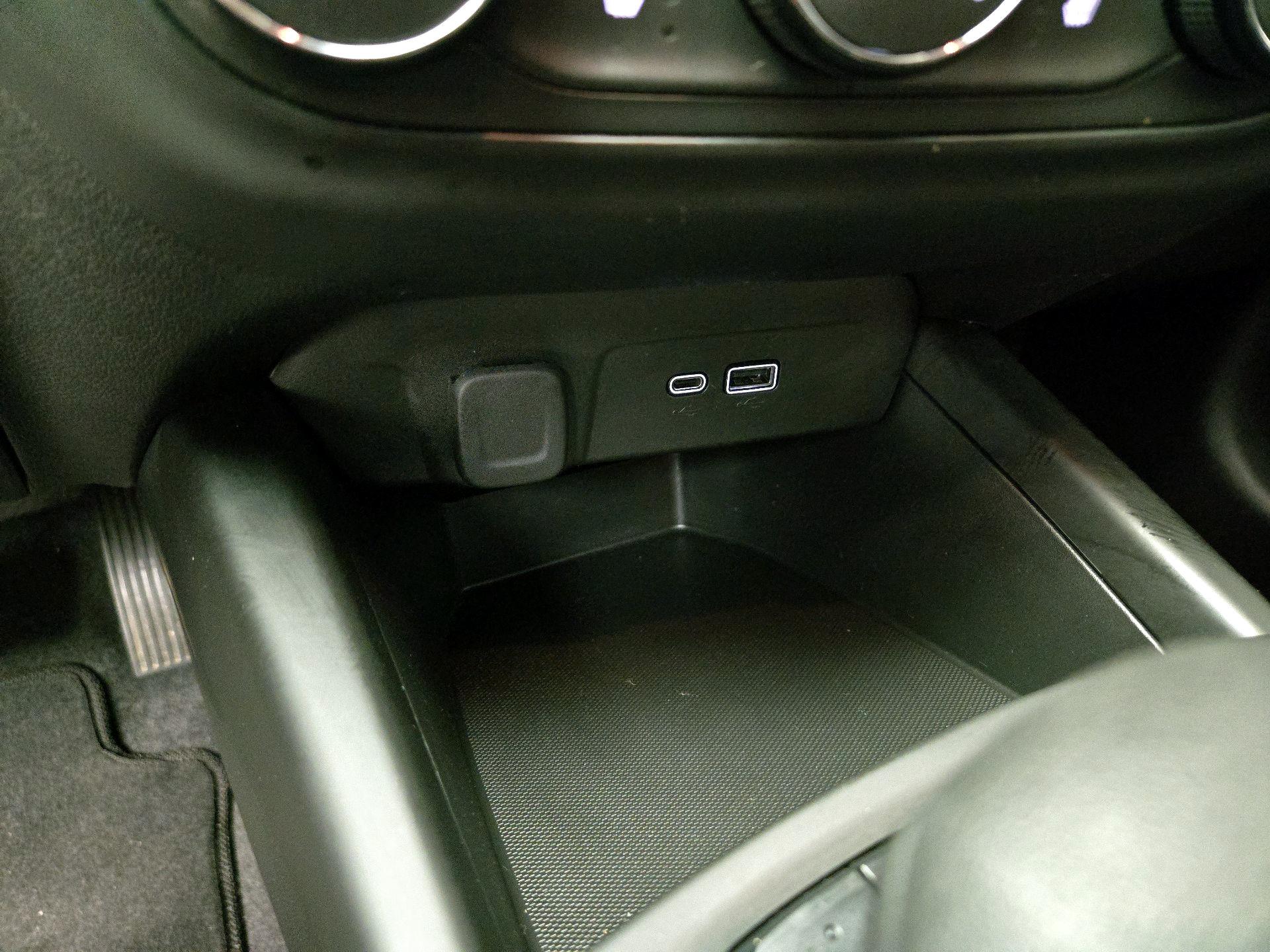 Thumbnail: 2025 Chevrolet Trax - 18