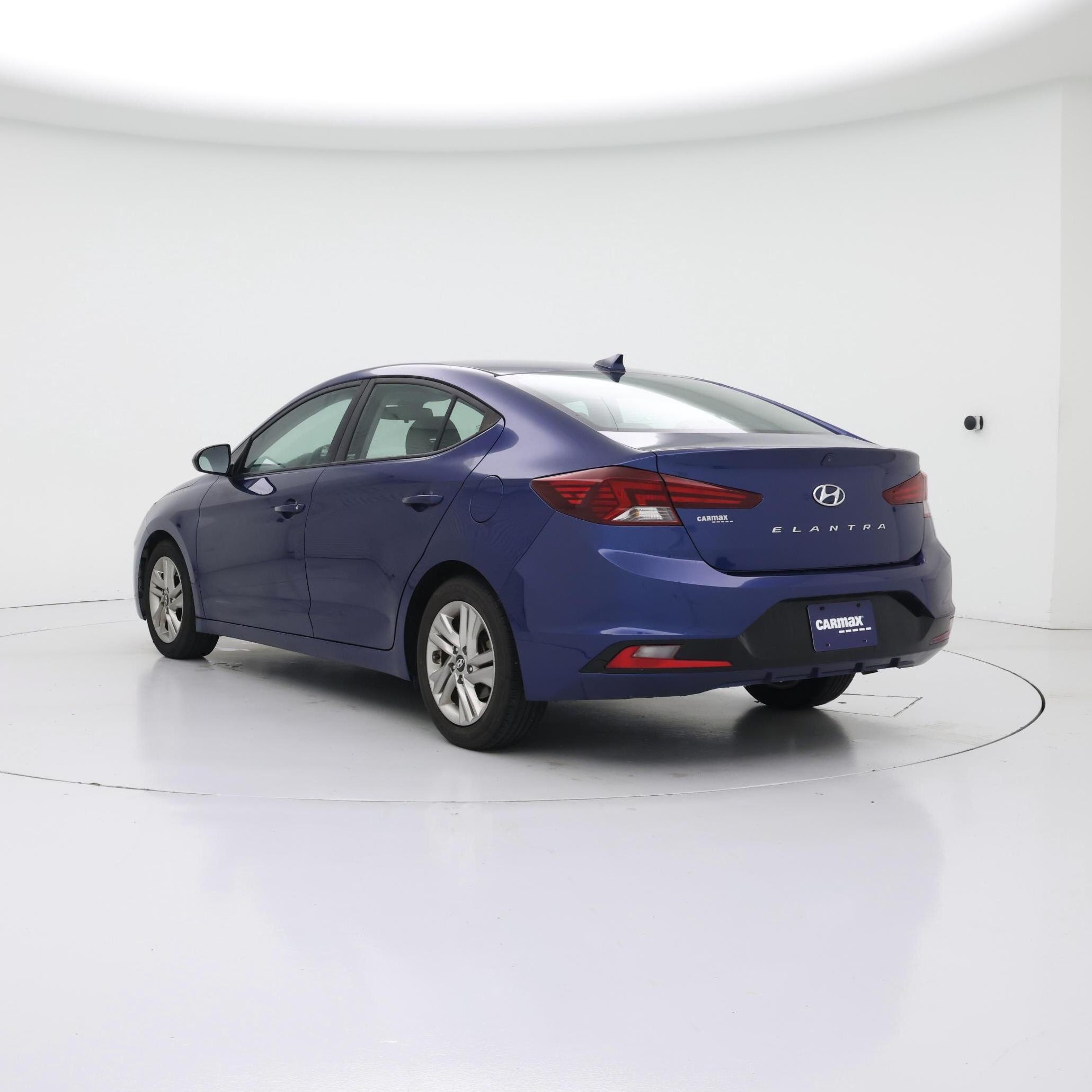 Thumbnail: 2019 Hyundai Elantra - 2