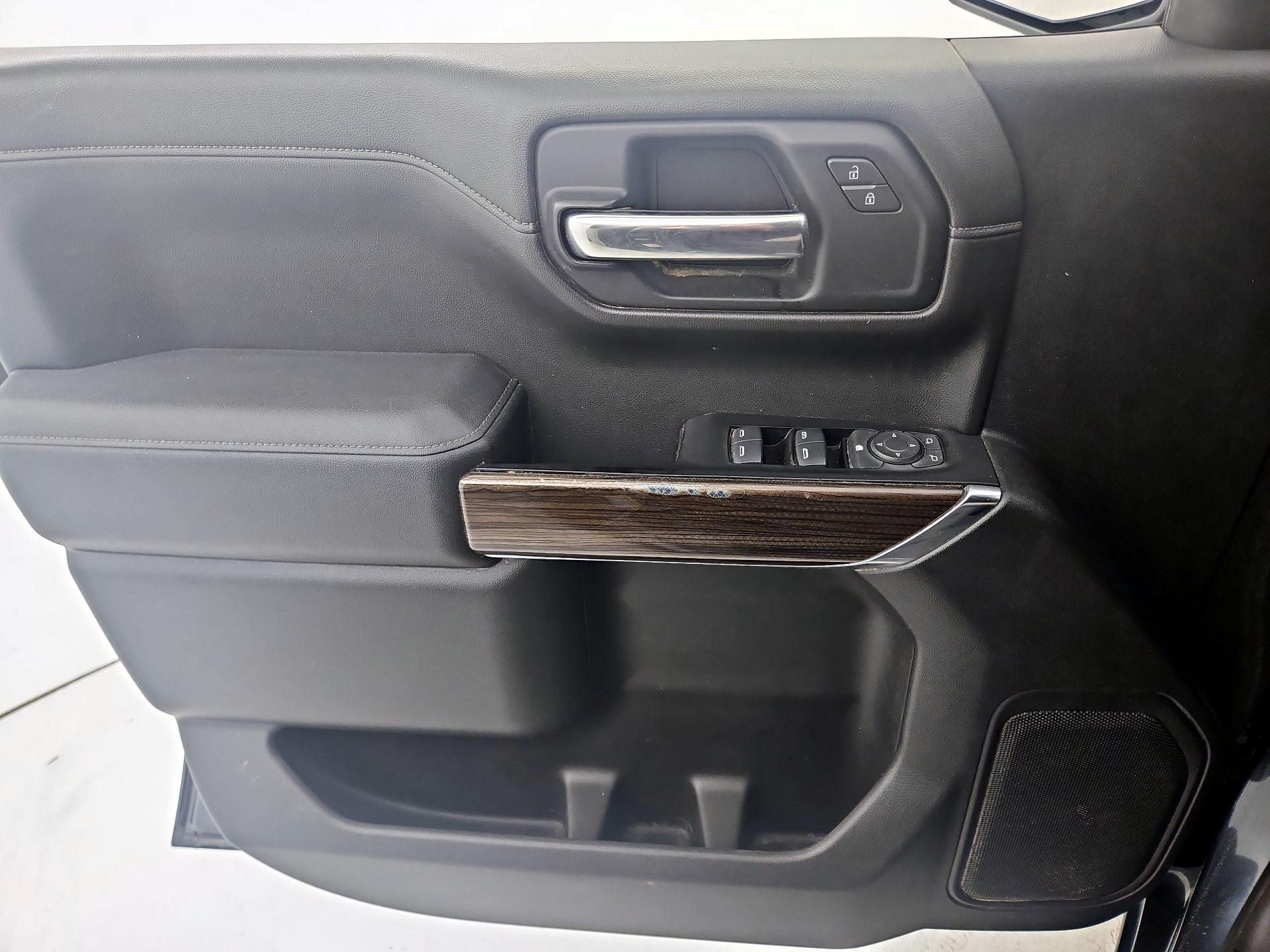 Thumbnail: 2019 Chevrolet Silverado 1500 - 12