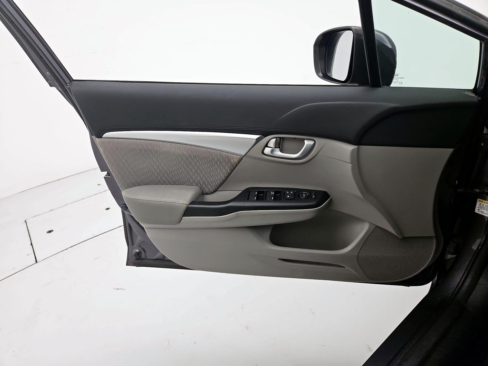 Thumbnail: 2015 Honda Civic - 12