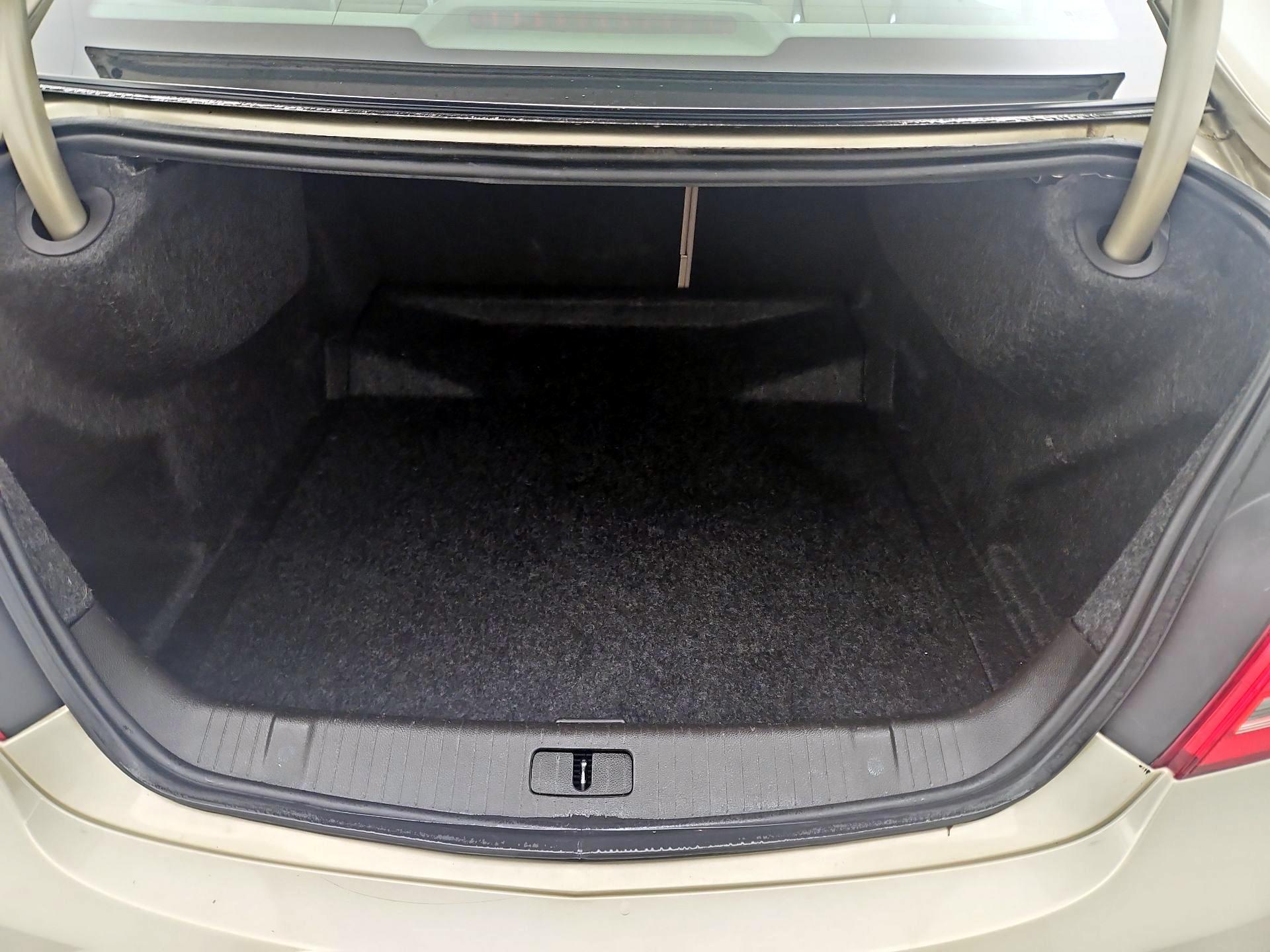 Thumbnail: 2015 Buick LaCrosse - 20