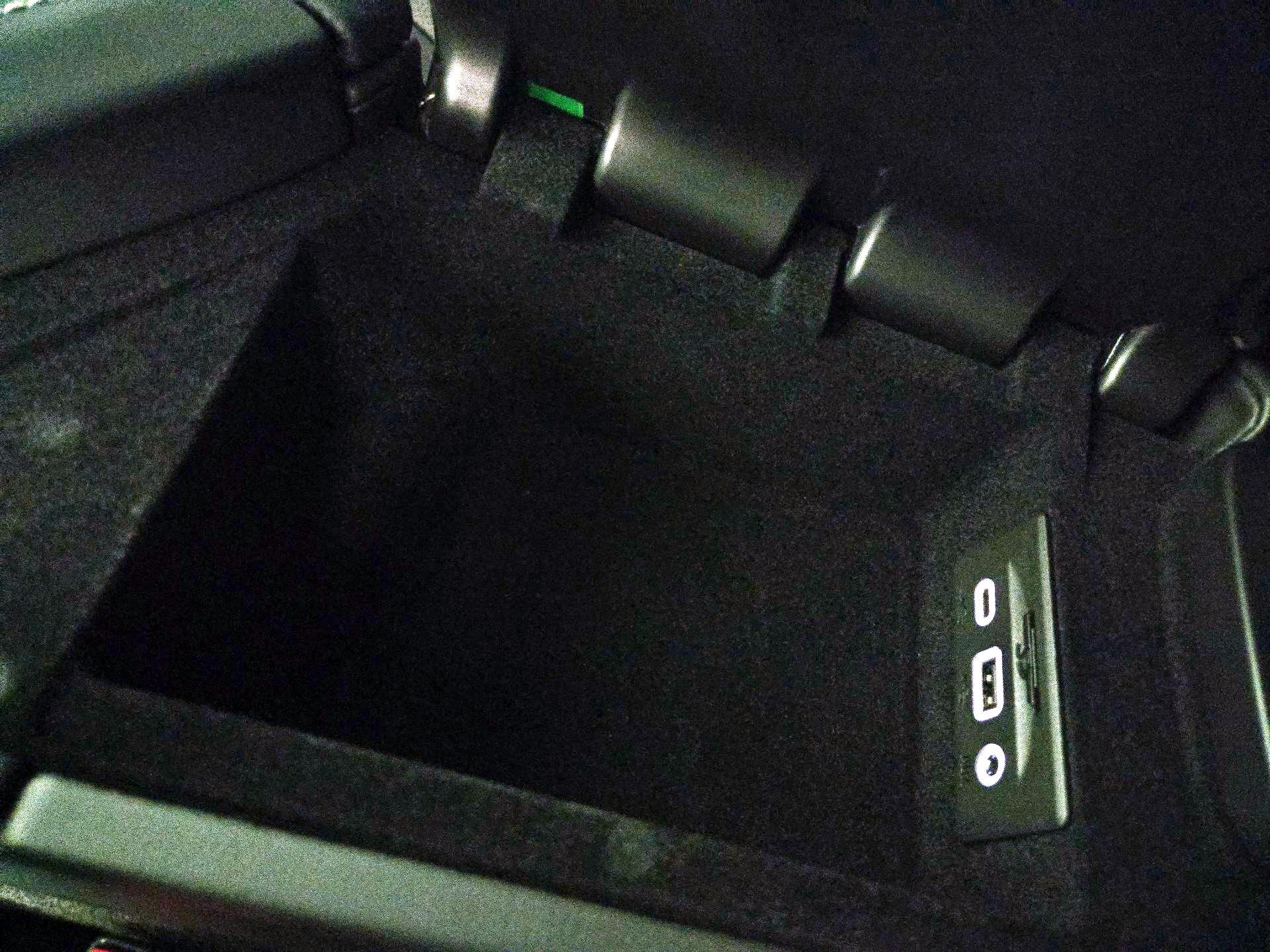 Thumbnail: 2023 Chevrolet Corvette - 19