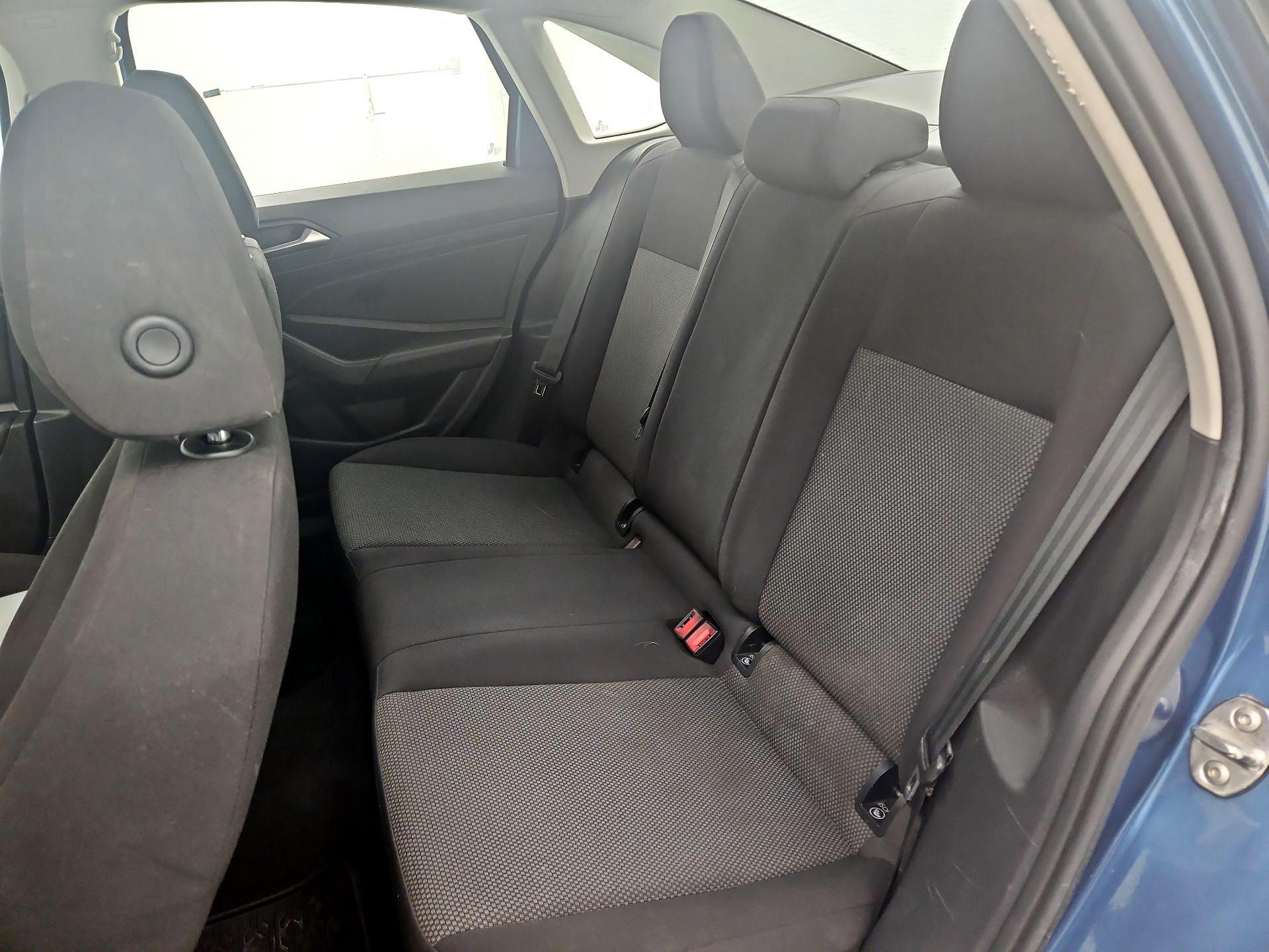 Thumbnail: 2020 Volkswagen Jetta - 19