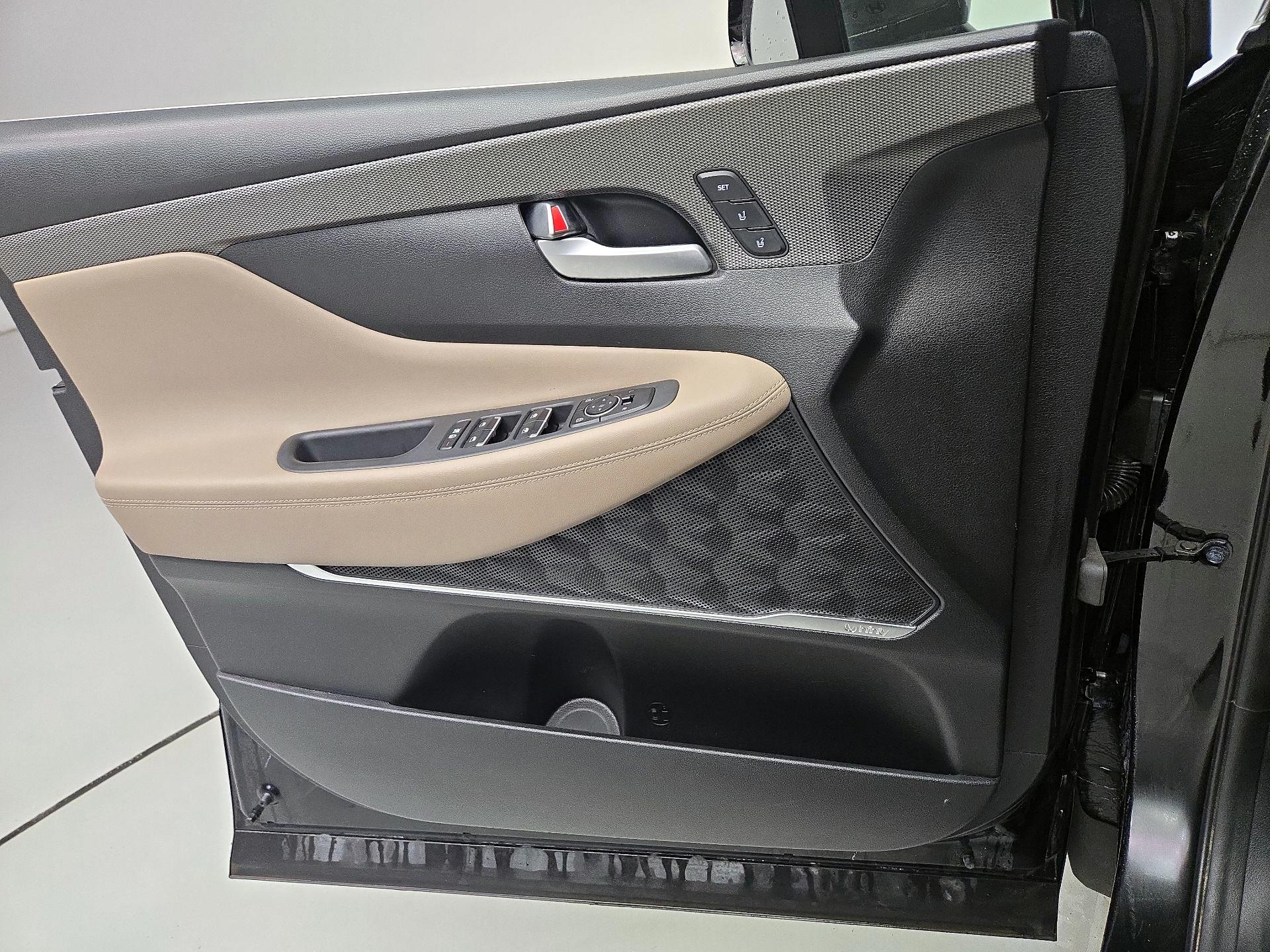 Thumbnail: 2020 Hyundai Santa Fe - 12