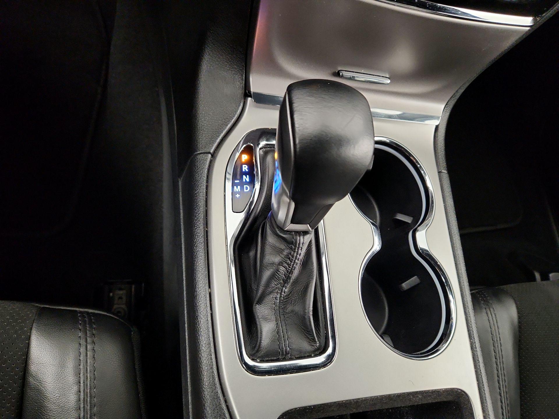 Thumbnail: 2019 Jeep Grand Cherokee - 16