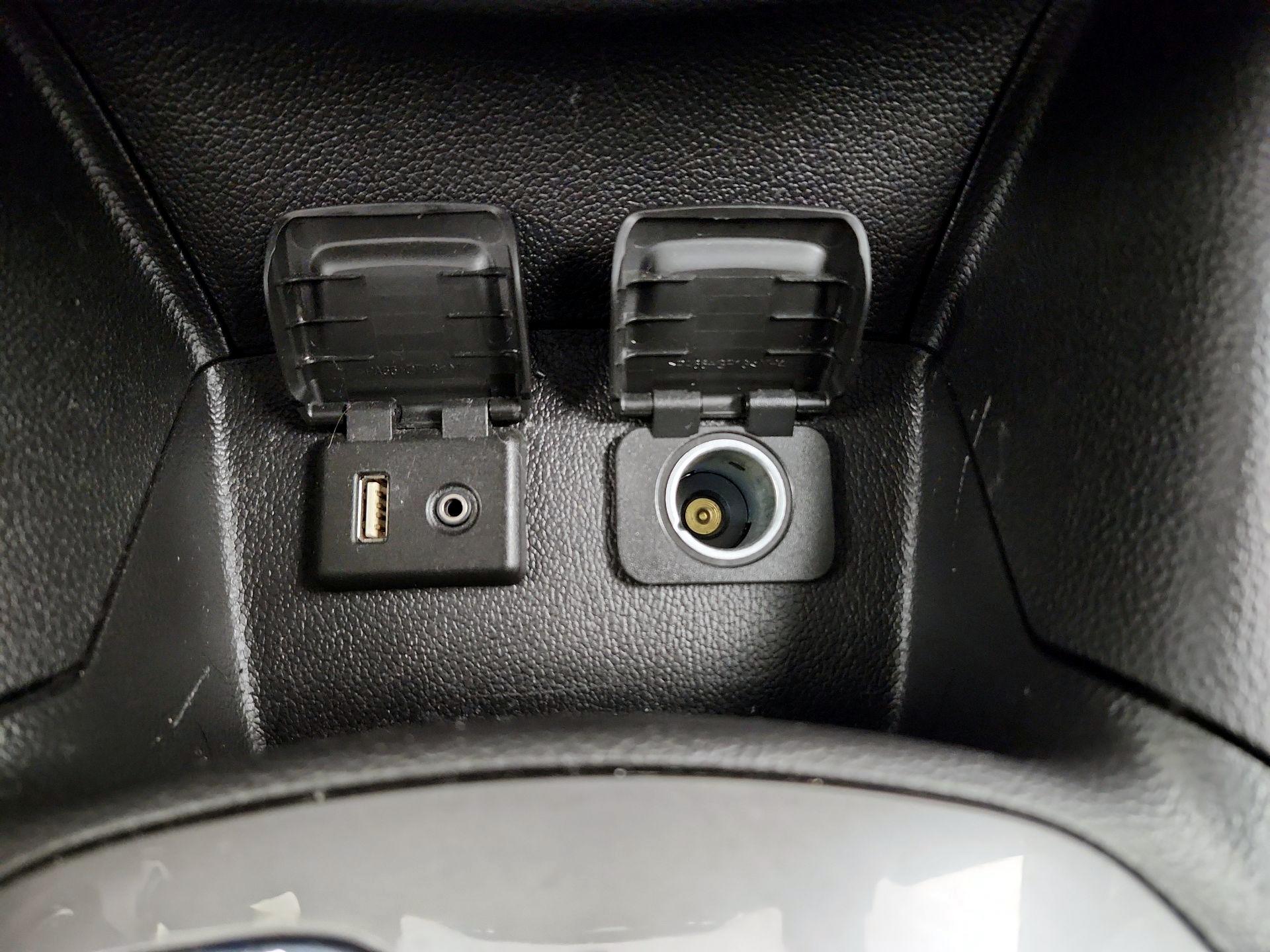 Thumbnail: 2017 Chevrolet Cruze - 18