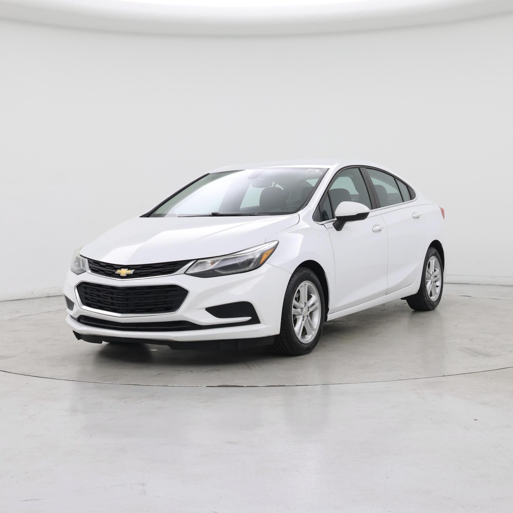 Thumbnail: 2017 Chevrolet Cruze - 4