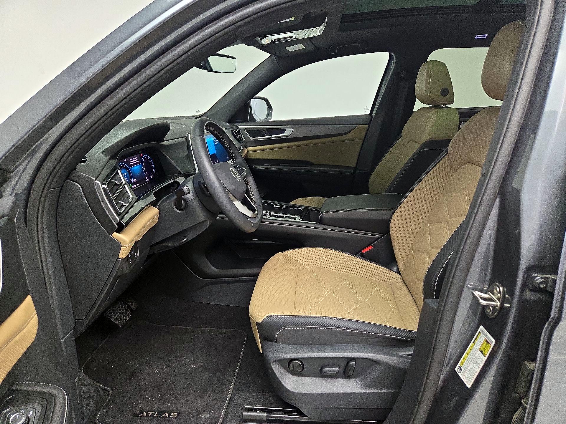 Thumbnail: 2024 Volkswagen Atlas - 11