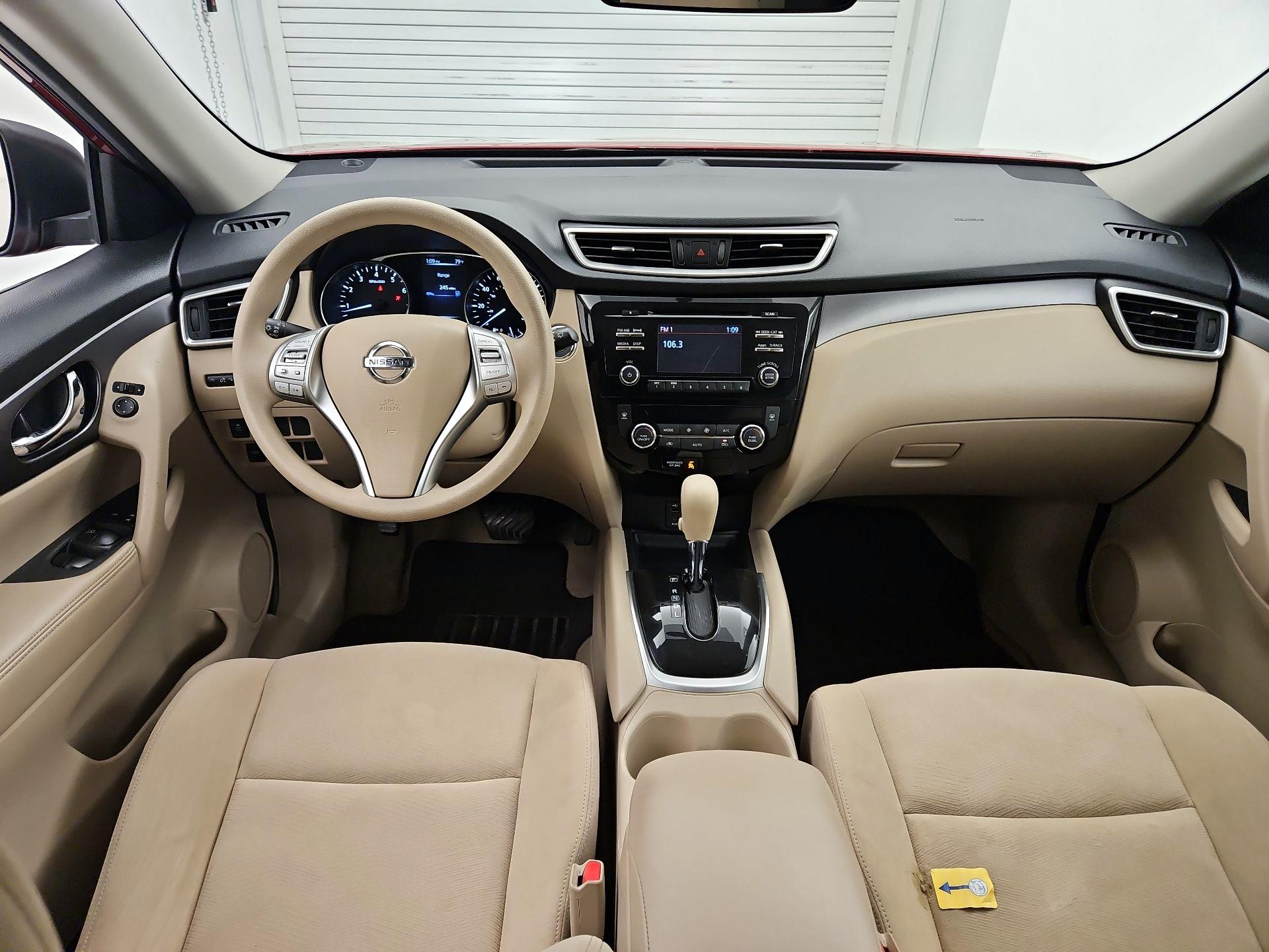 Thumbnail: 2015 Nissan Rogue - 9