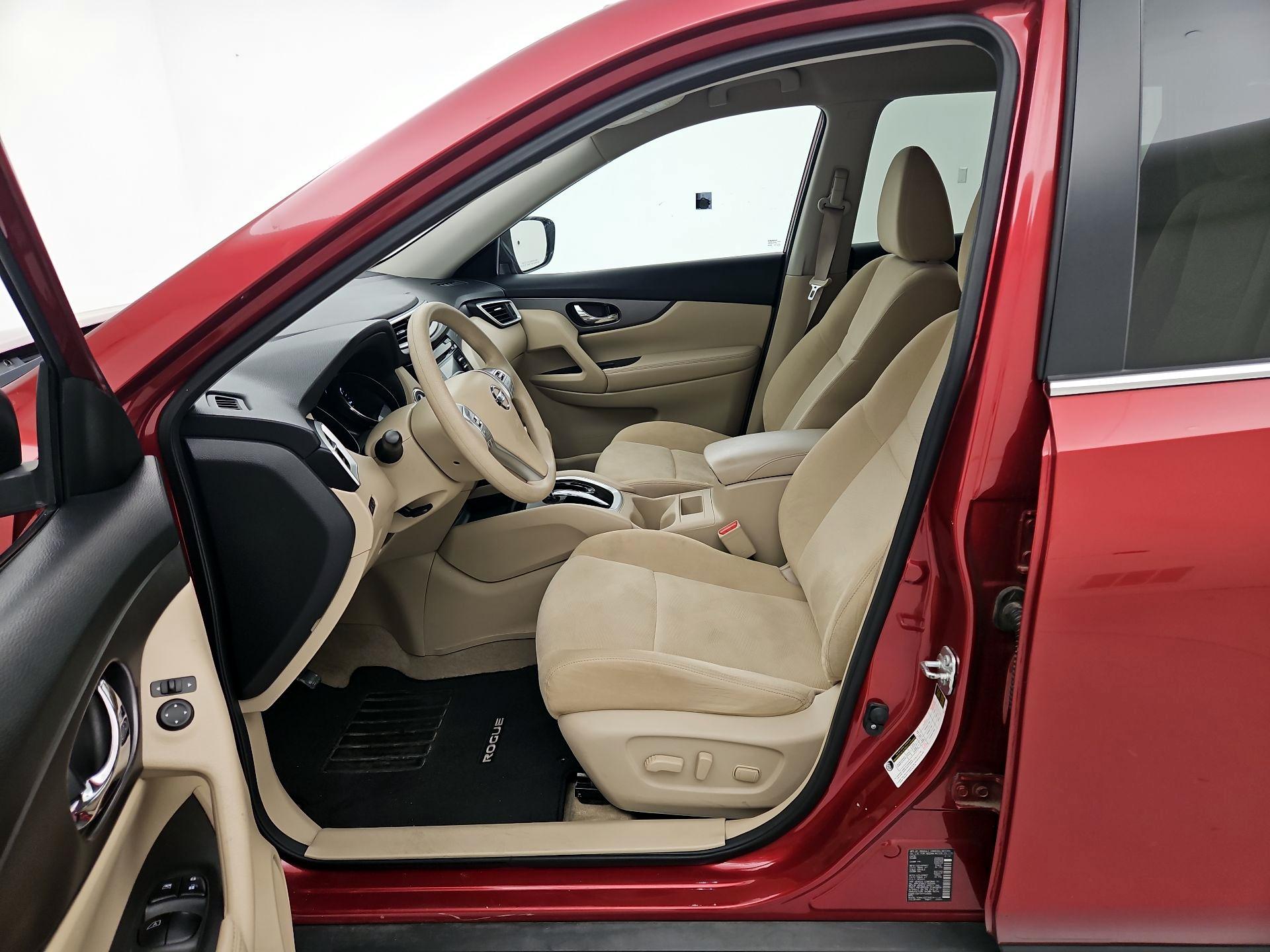 Thumbnail: 2015 Nissan Rogue - 11