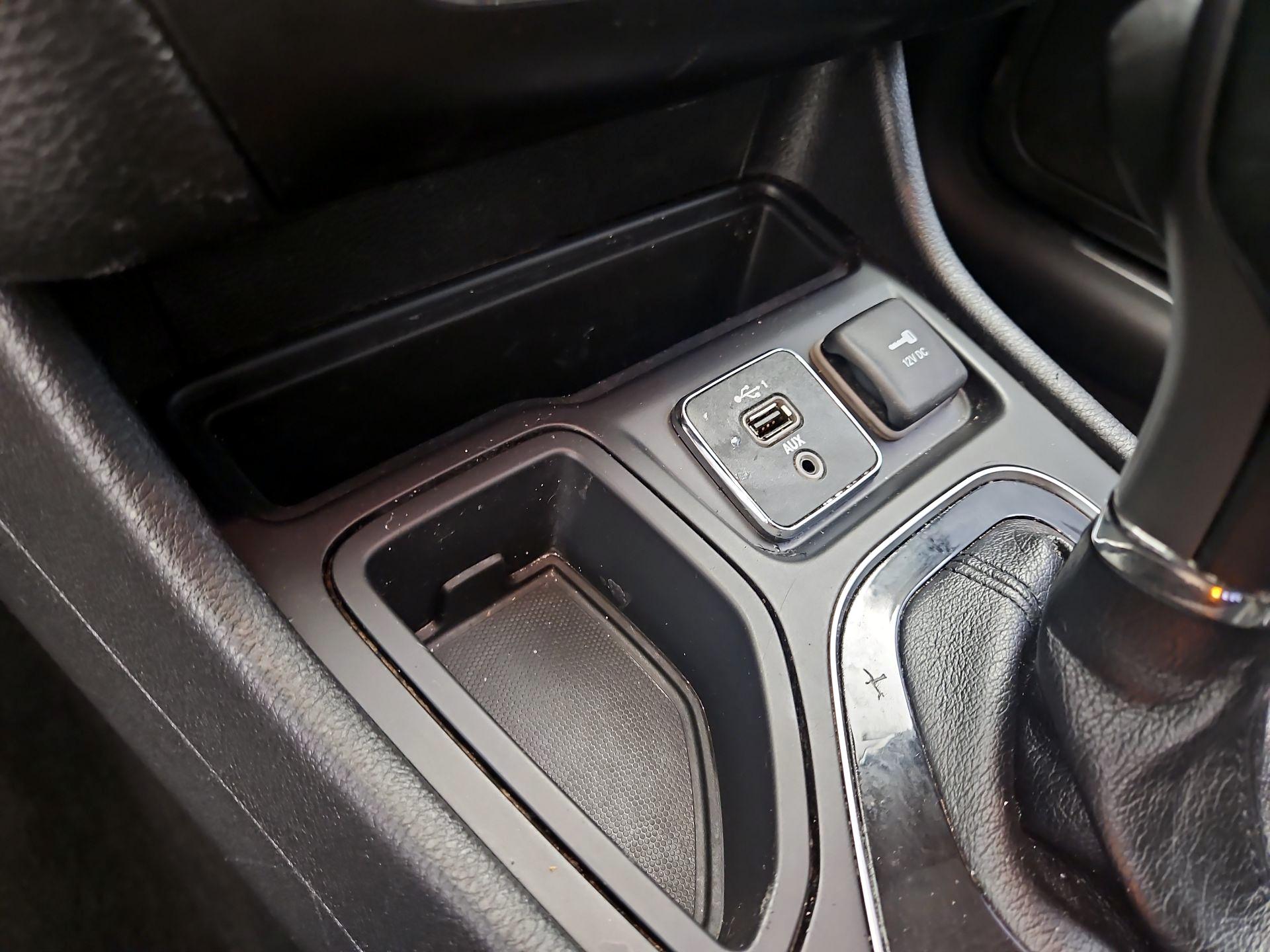 Thumbnail: 2020 Jeep Cherokee - 18