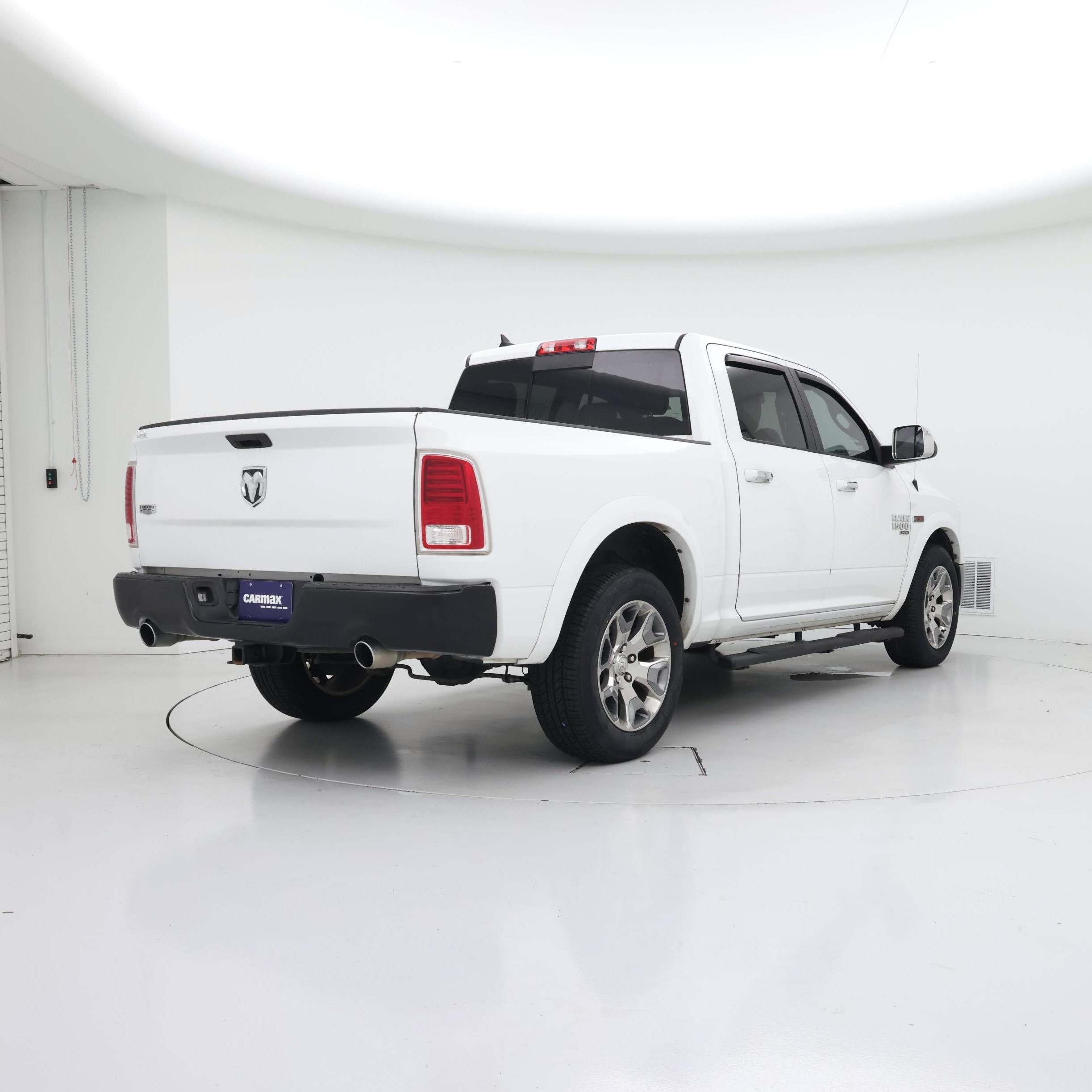 Thumbnail: 2019 RAM 1500 Classic - 8