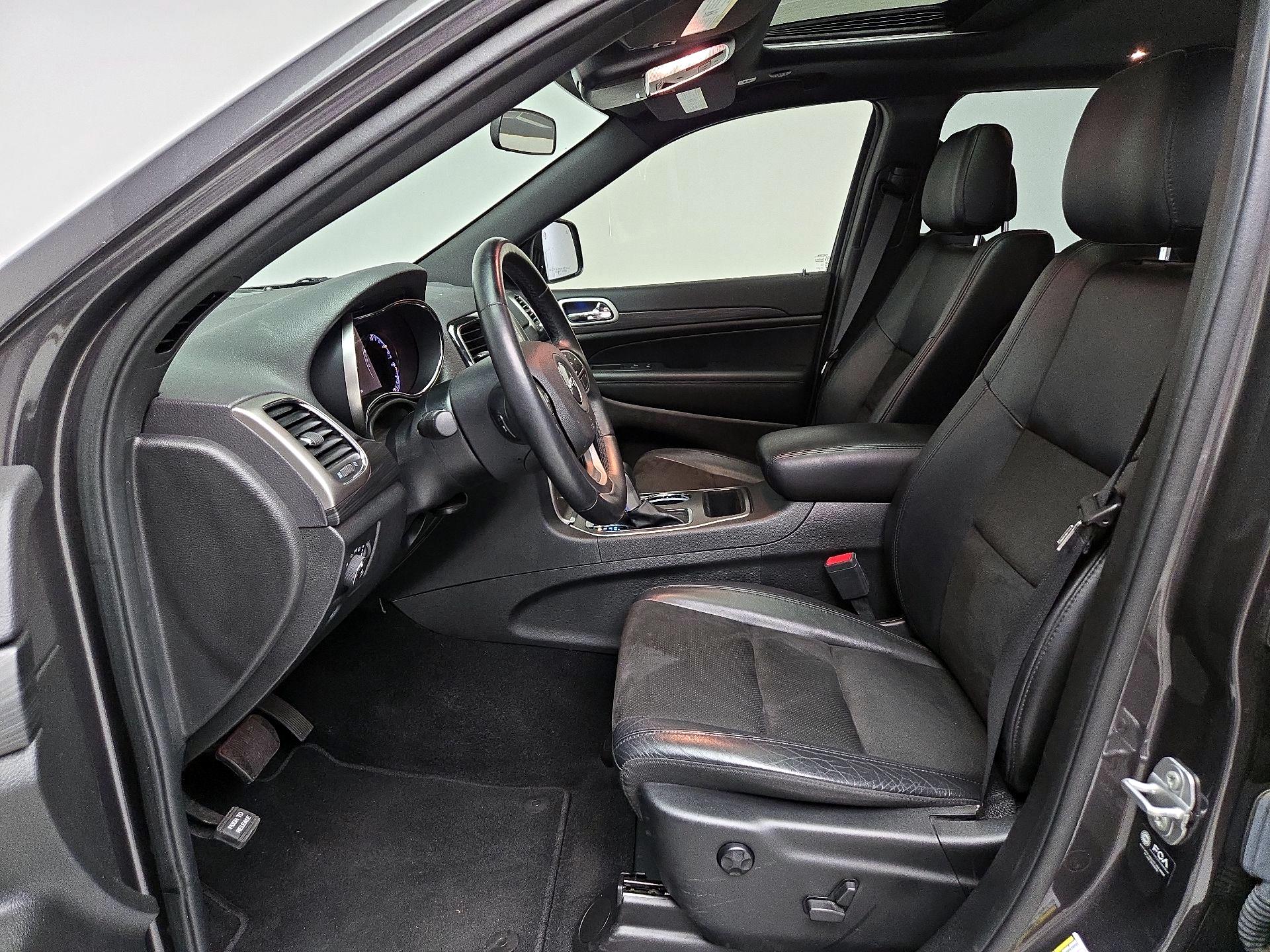 Thumbnail: 2021 Jeep Grand Cherokee - 11