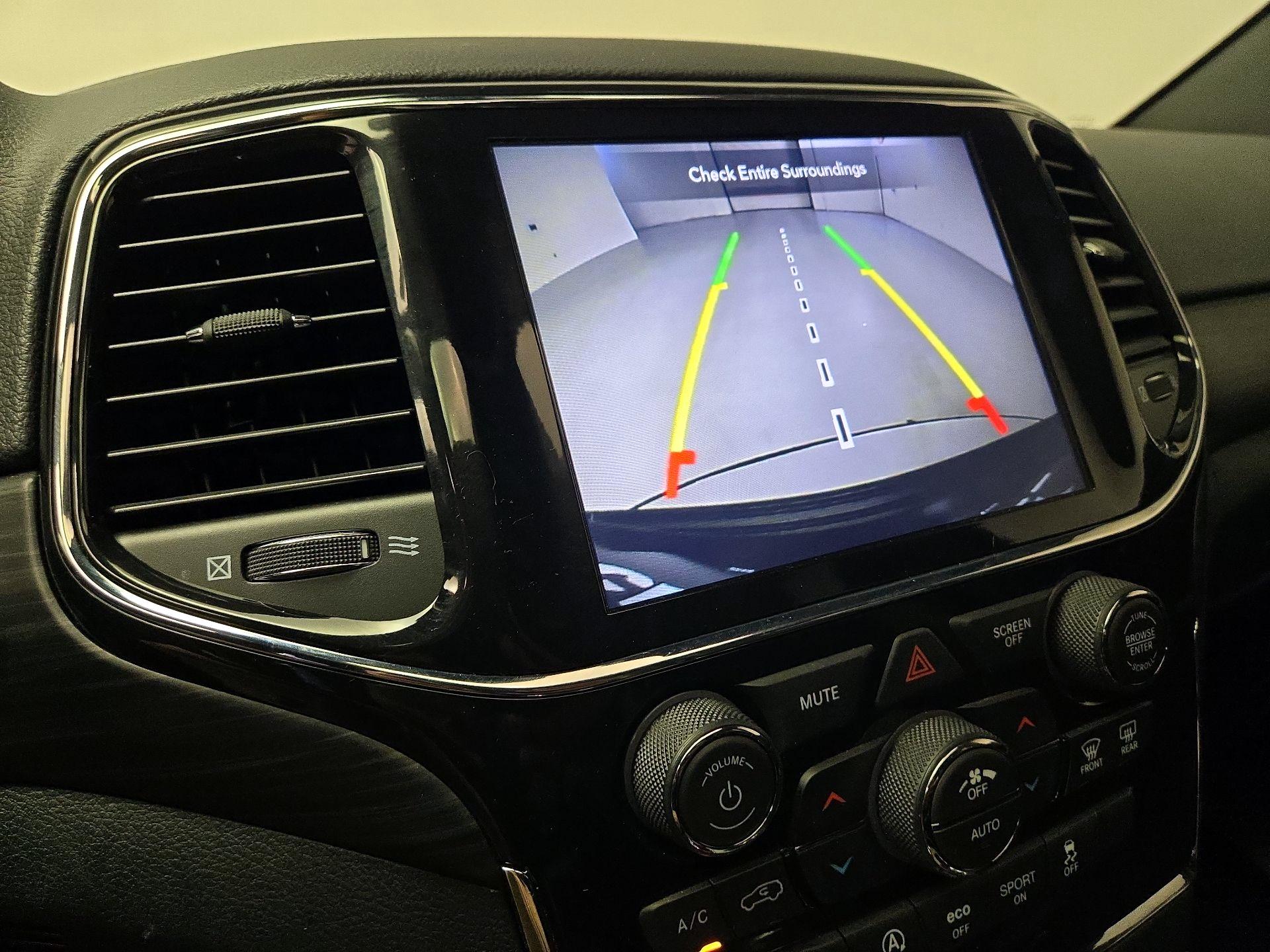 Thumbnail: 2021 Jeep Grand Cherokee - 15