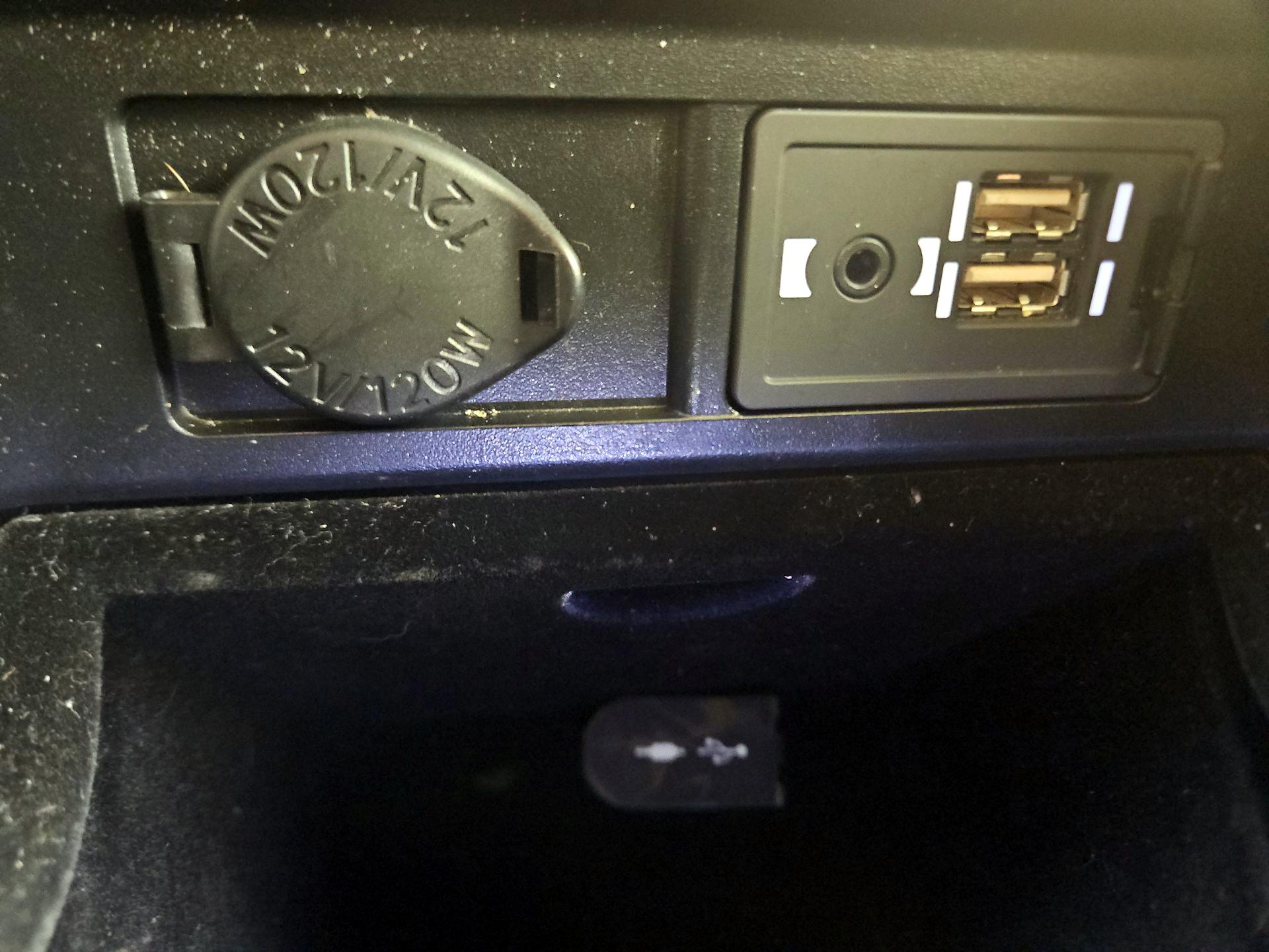 Thumbnail: 2016 Lexus RX - 19