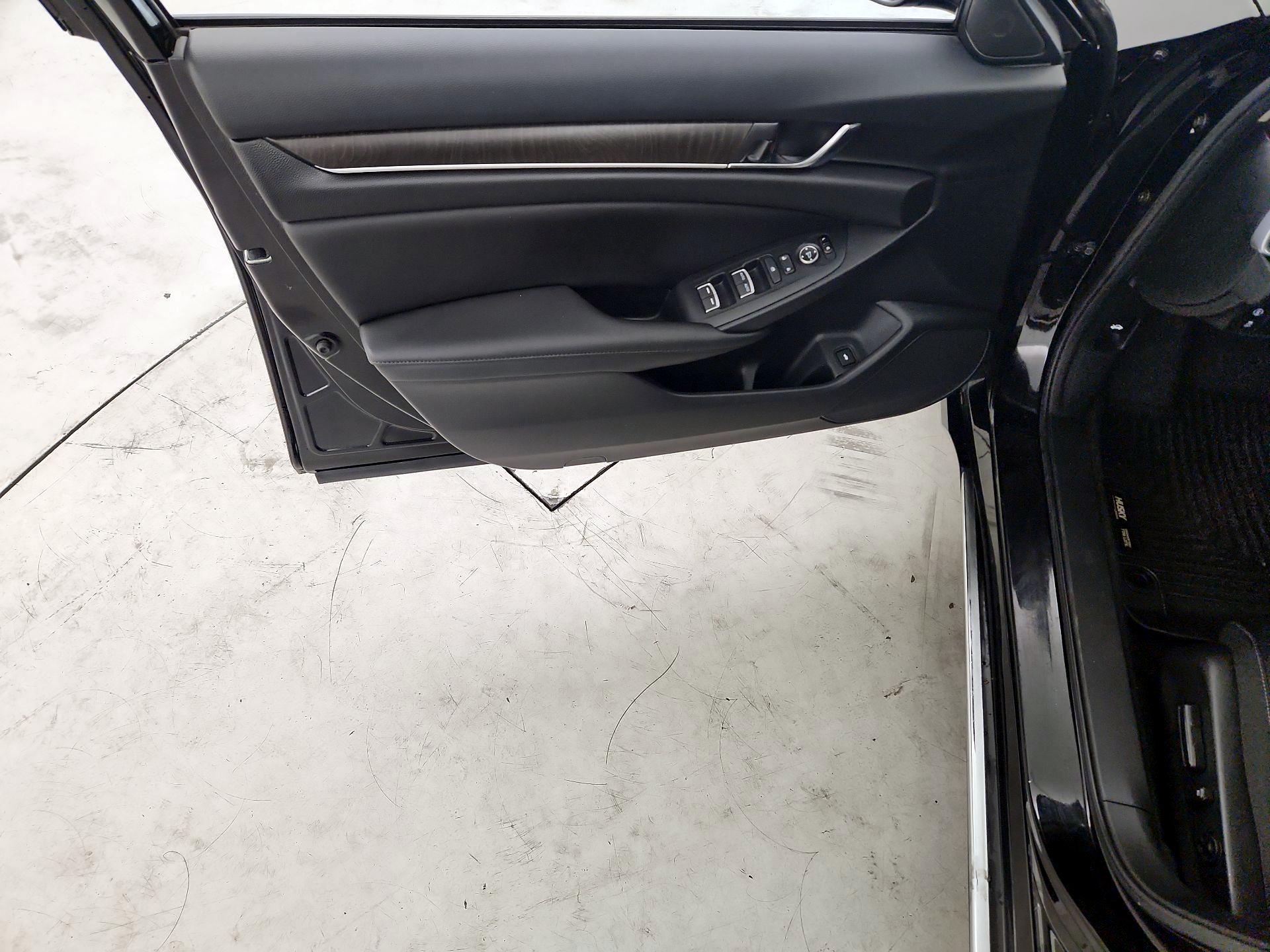 Thumbnail: 2020 Honda Accord - 12