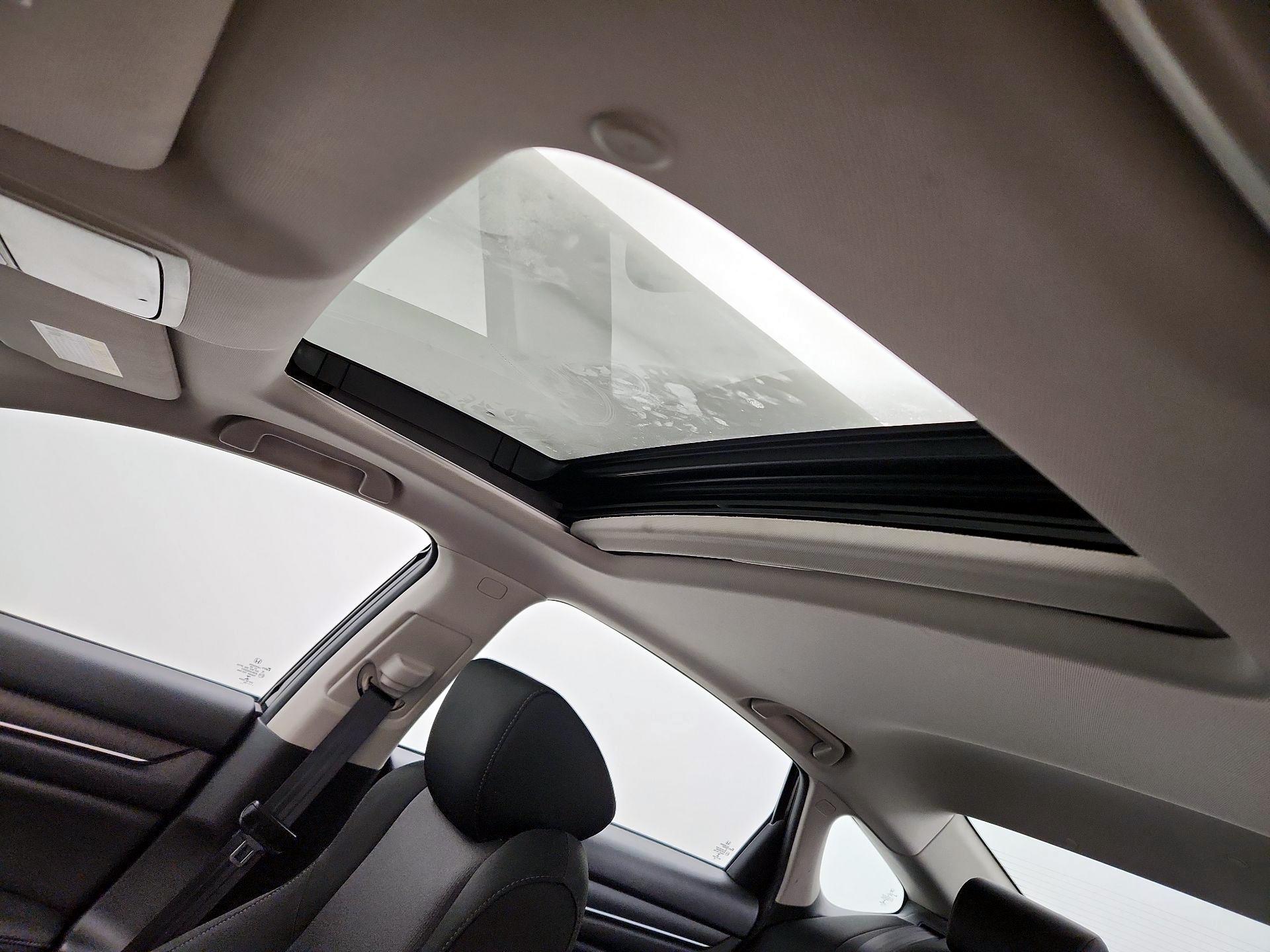 Thumbnail: 2020 Honda Accord - 19