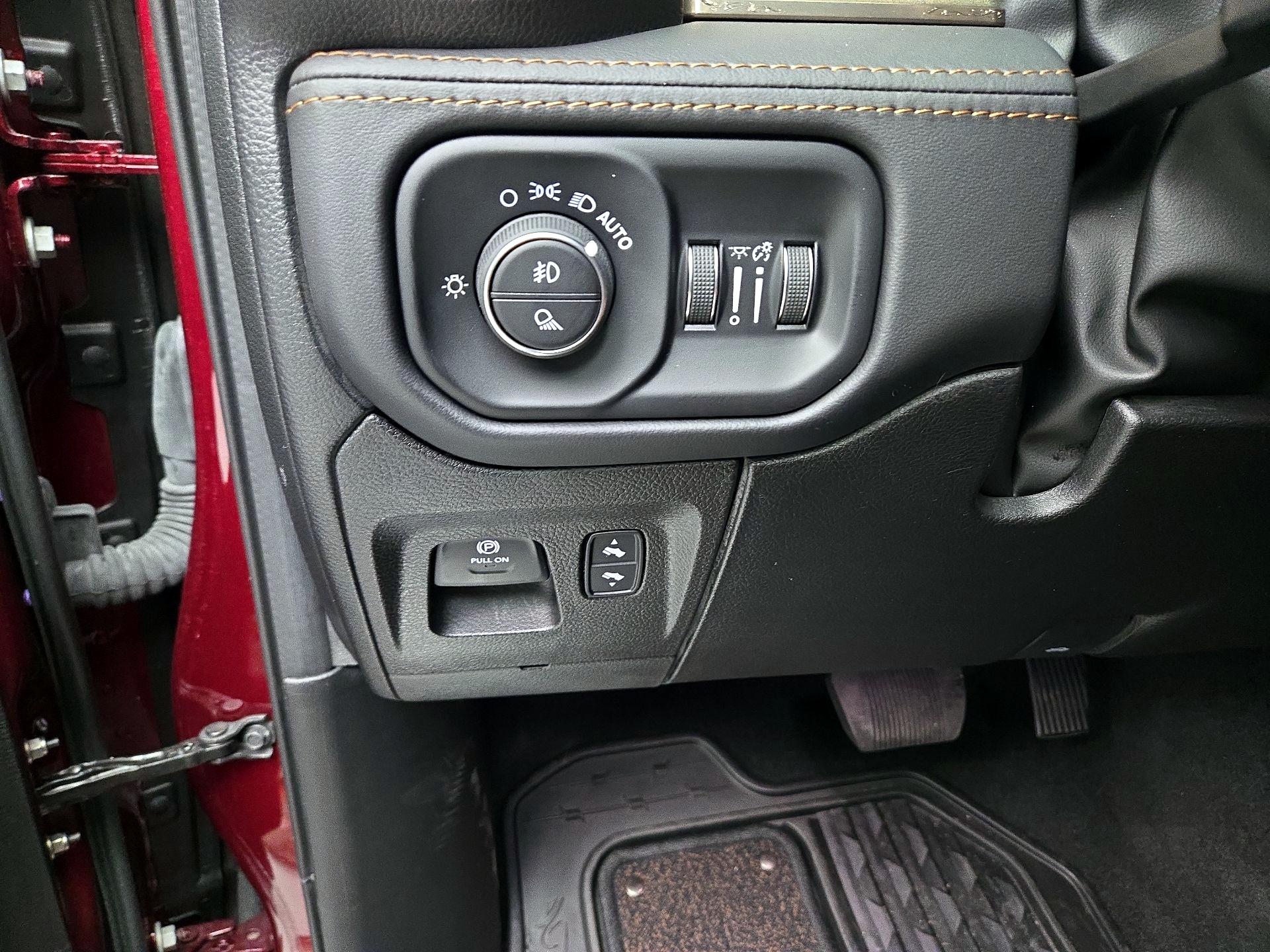 Thumbnail: 2023 RAM 1500 - 13