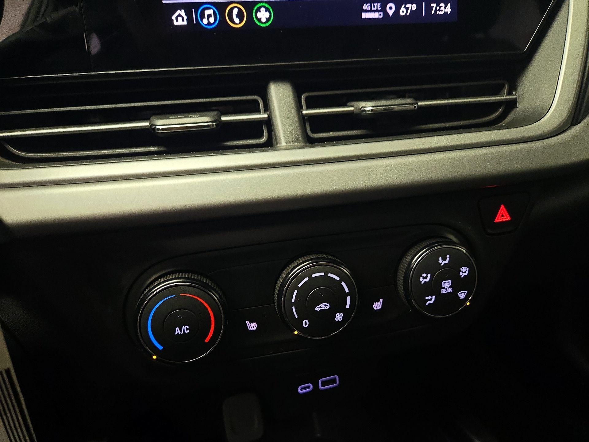 Thumbnail: 2024 Chevrolet Trax - 16