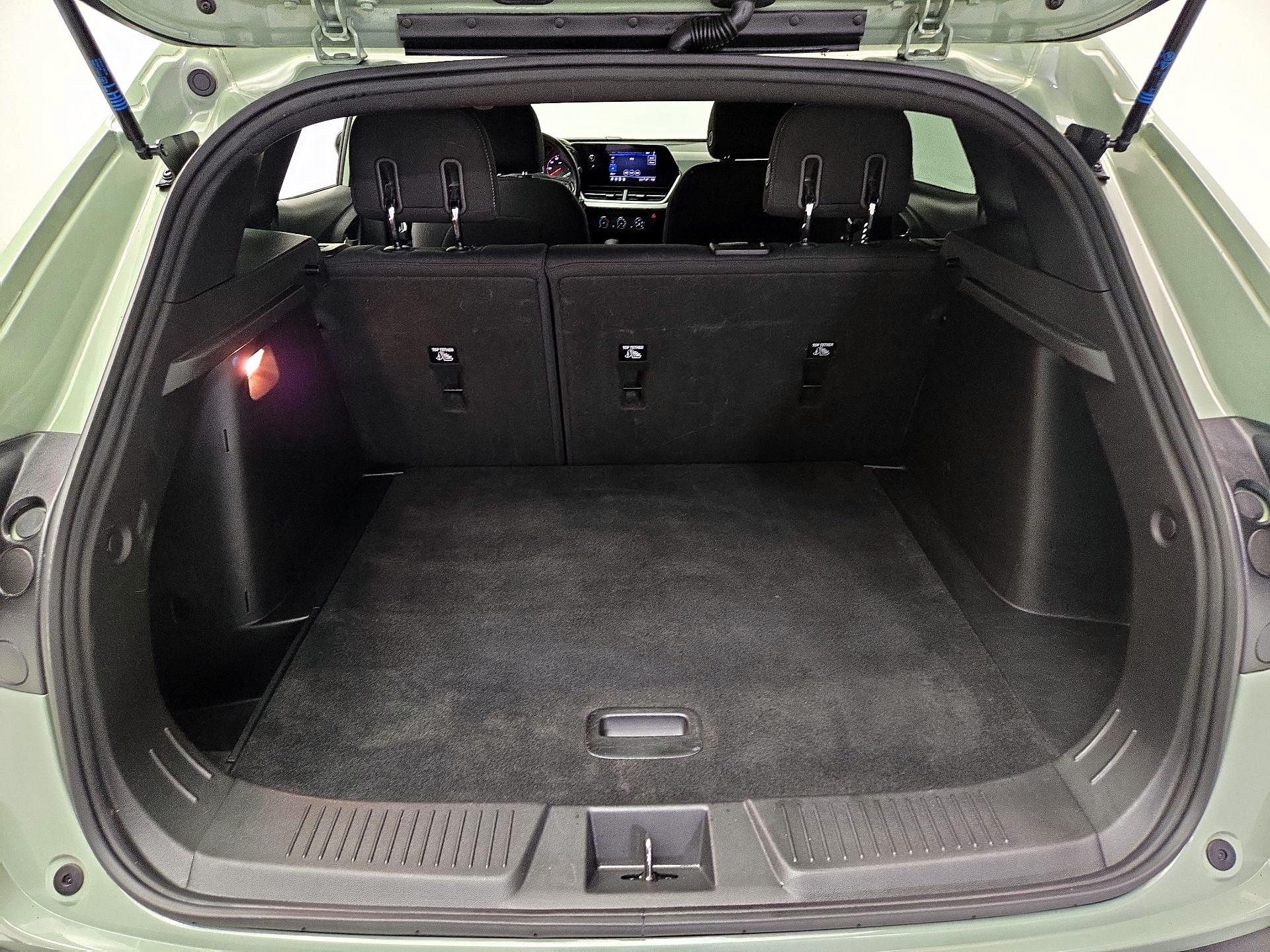 Thumbnail: 2024 Chevrolet Trax - 20