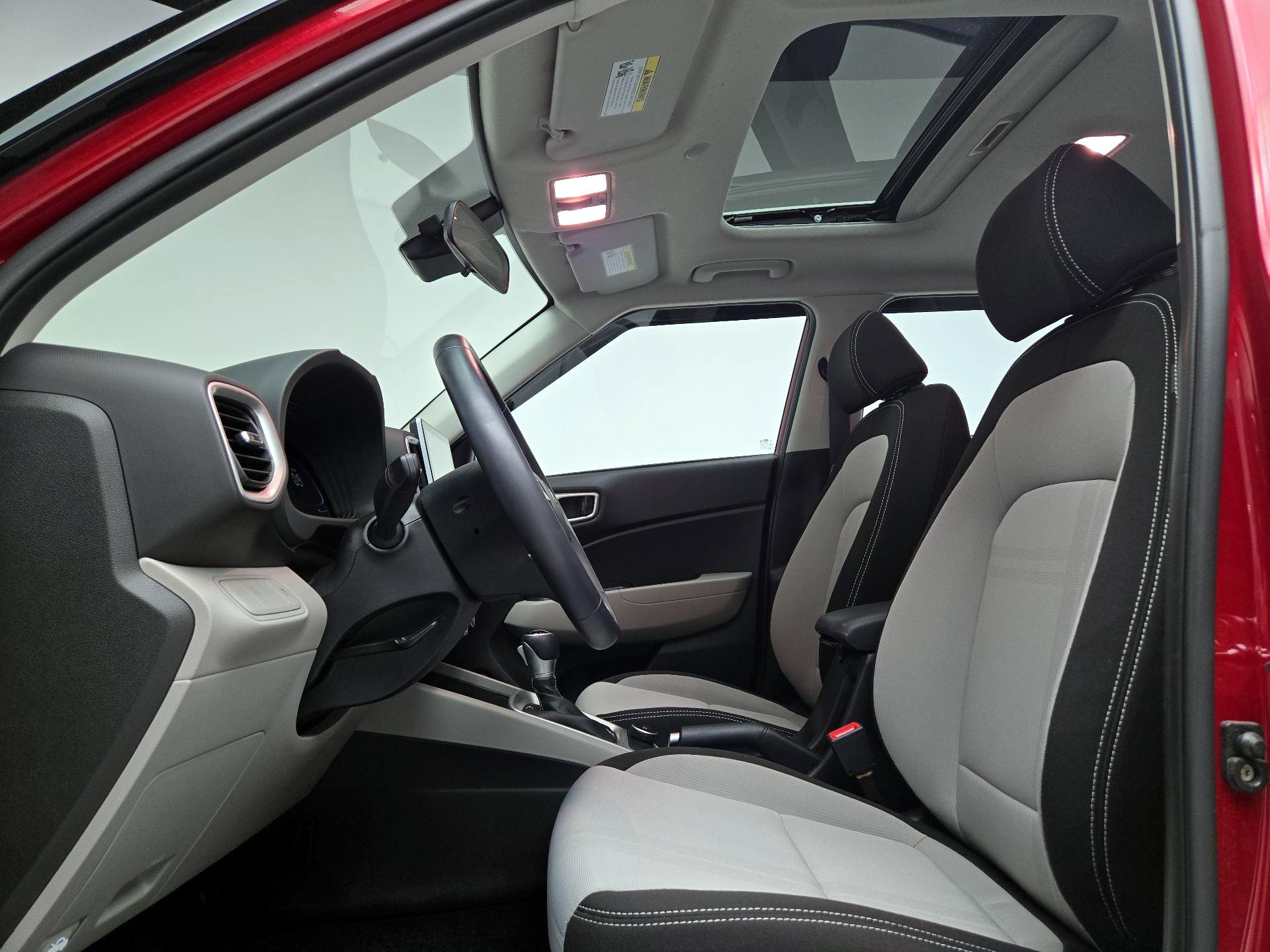 Thumbnail: 2024 Hyundai Venue - 19