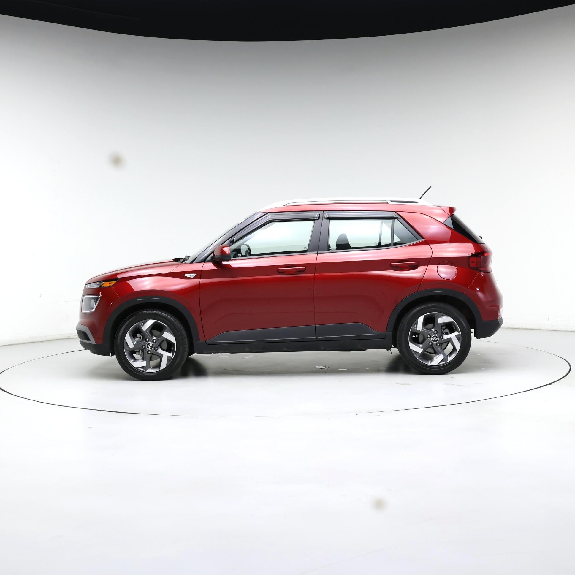 Thumbnail: 2024 Hyundai Venue - 3