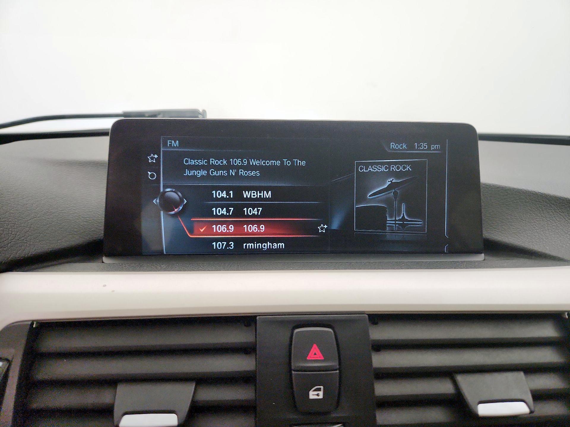 Thumbnail: 2017 BMW 3 Series - 16