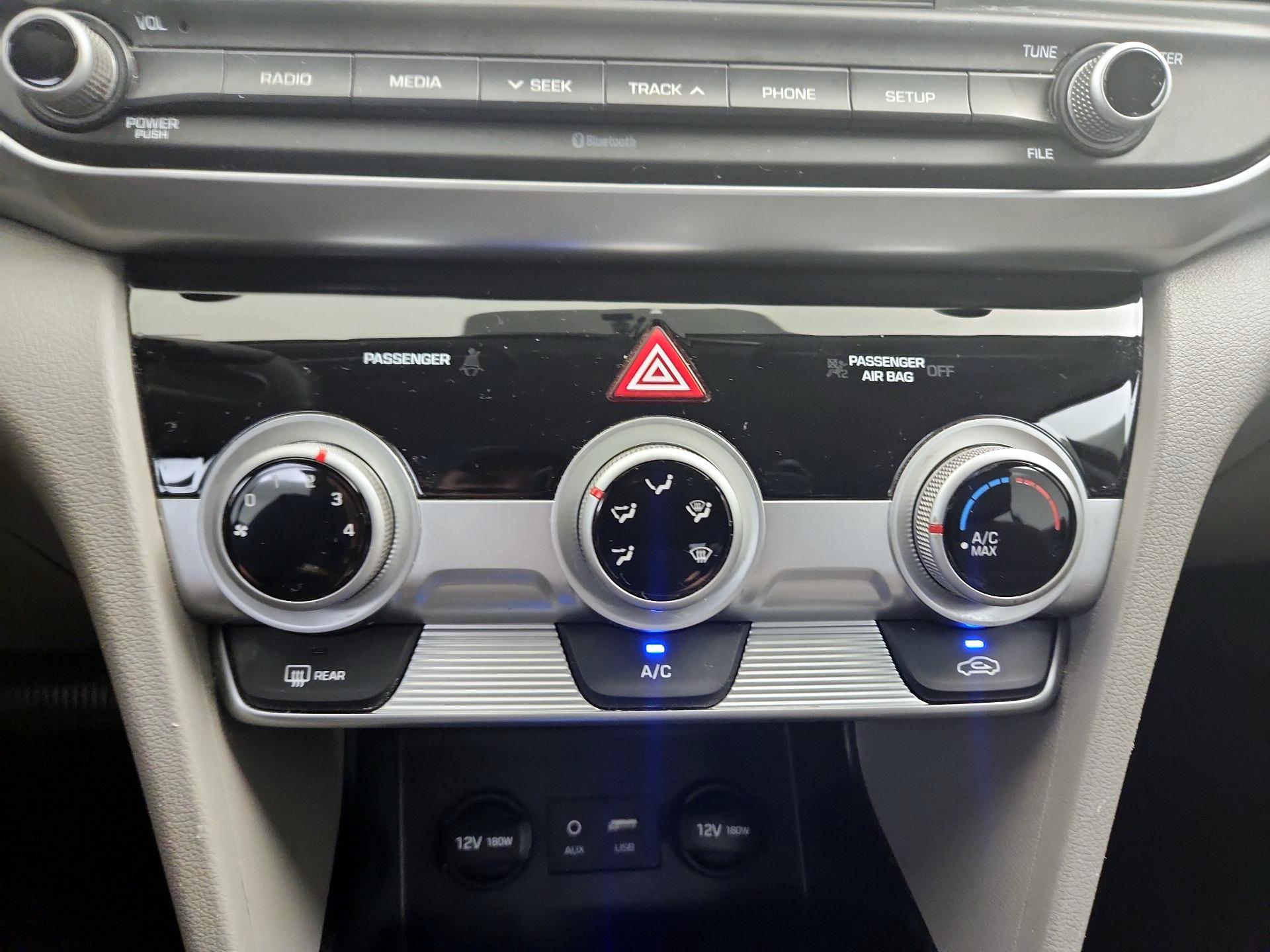 Thumbnail: 2019 Hyundai Elantra - 16