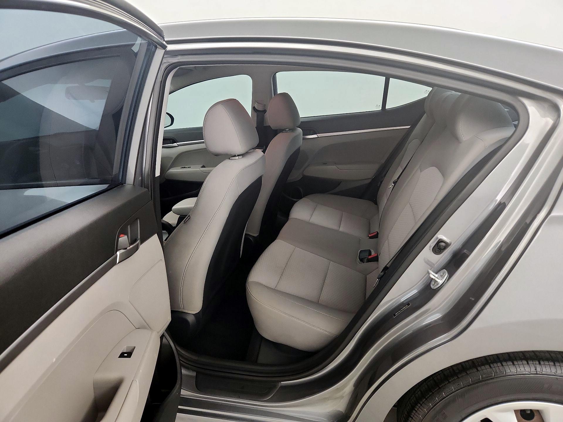 Thumbnail: 2019 Hyundai Elantra - 19