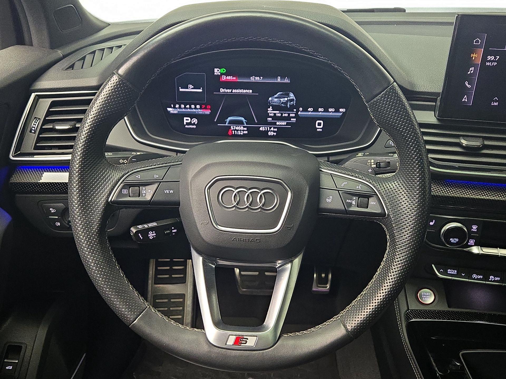 Thumbnail: 2021 Audi SQ5 - 10